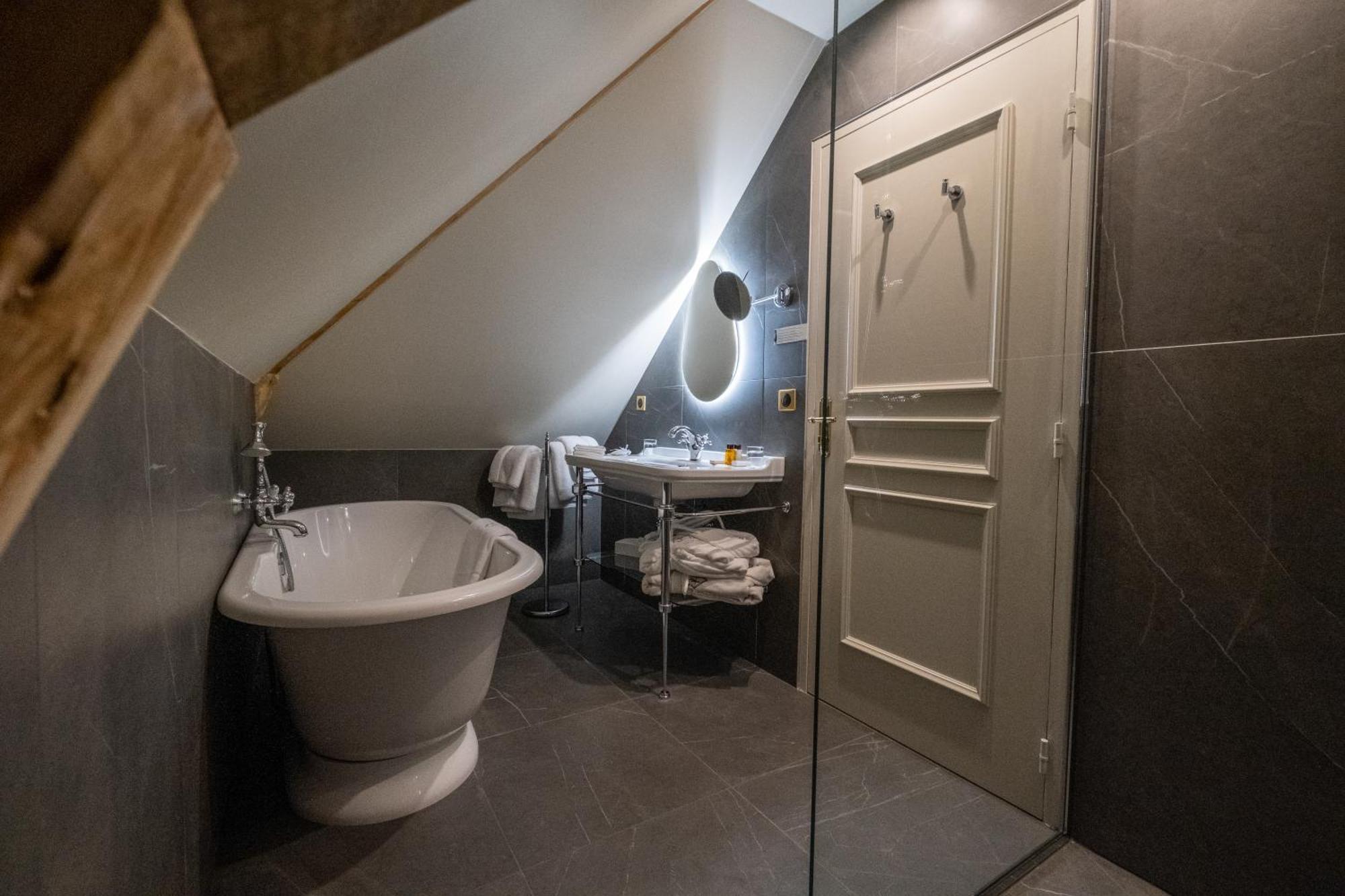 Chambre Deluxe Double ou Lits Jumeaux