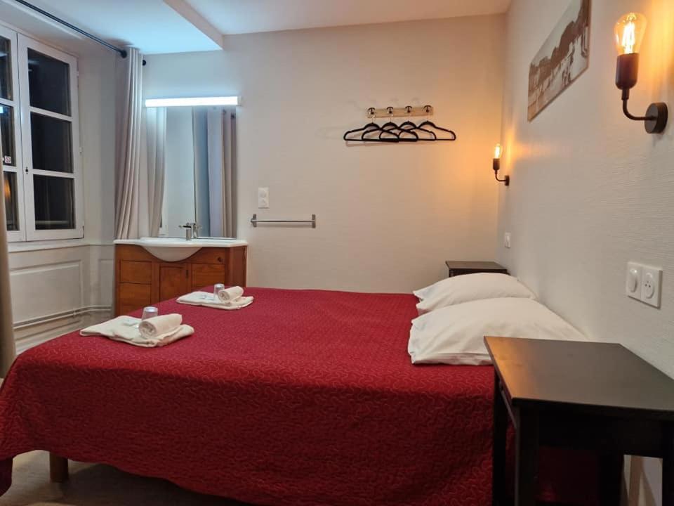 Tweepersoonskamer met Gedeelde Badkamer