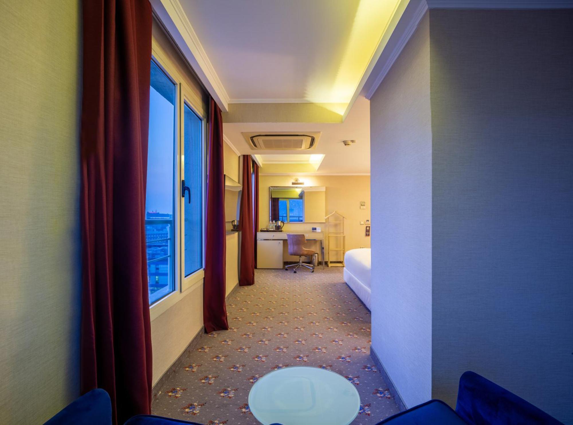Junior Suite