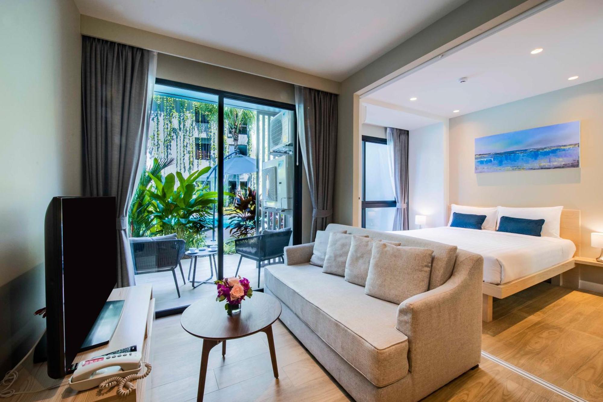 Suite mit 3 Schlafzimmern und Poolterrasse