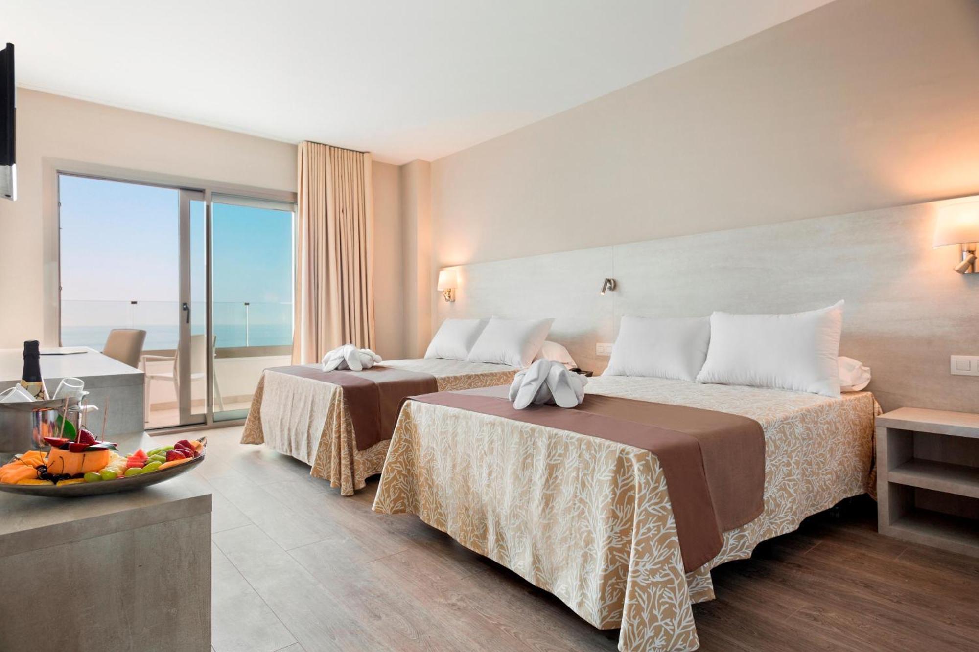 Quarto Duplo com Vista Mar