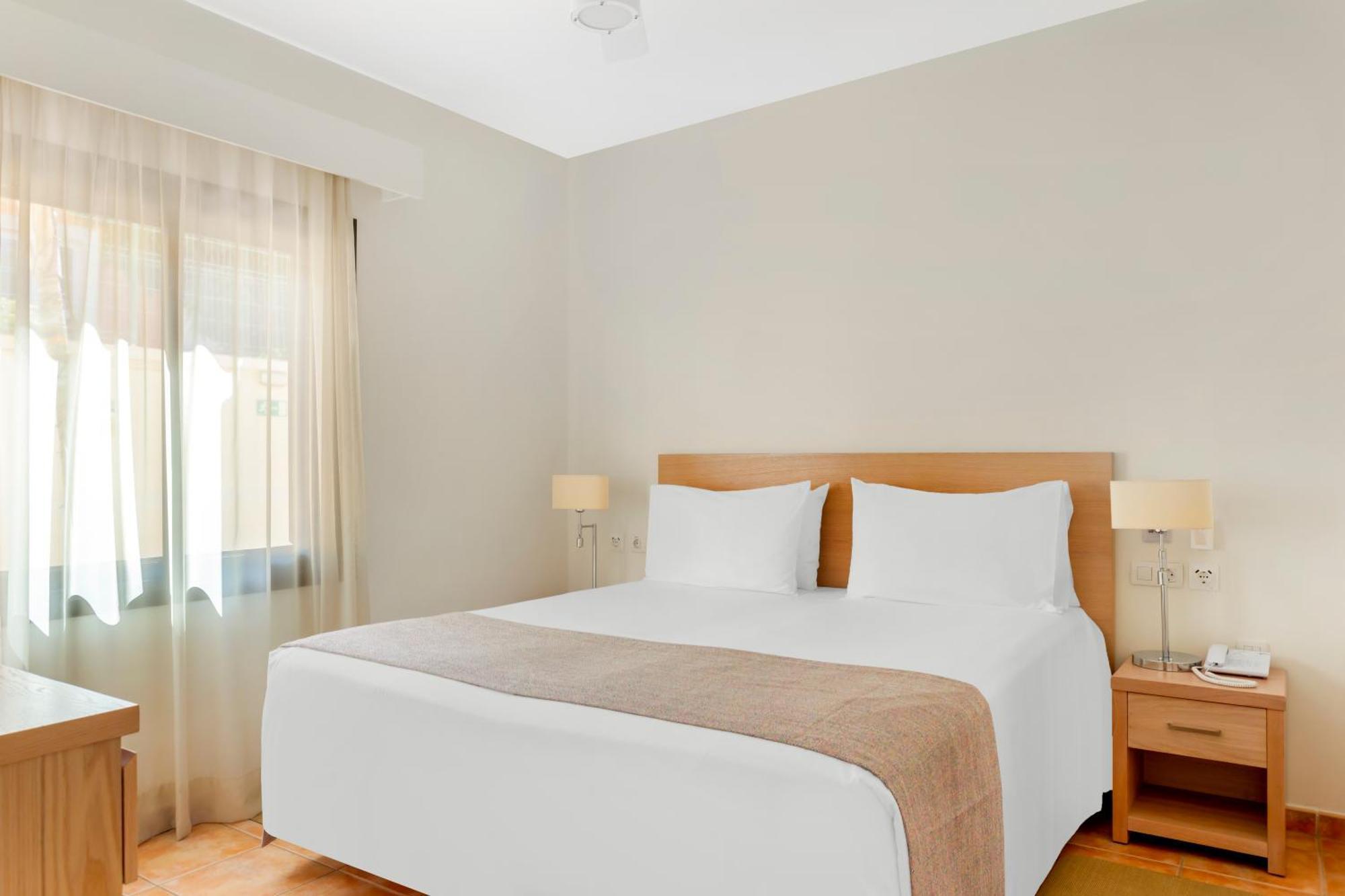 One-Bedroom Apartment,1546758832:JPEG