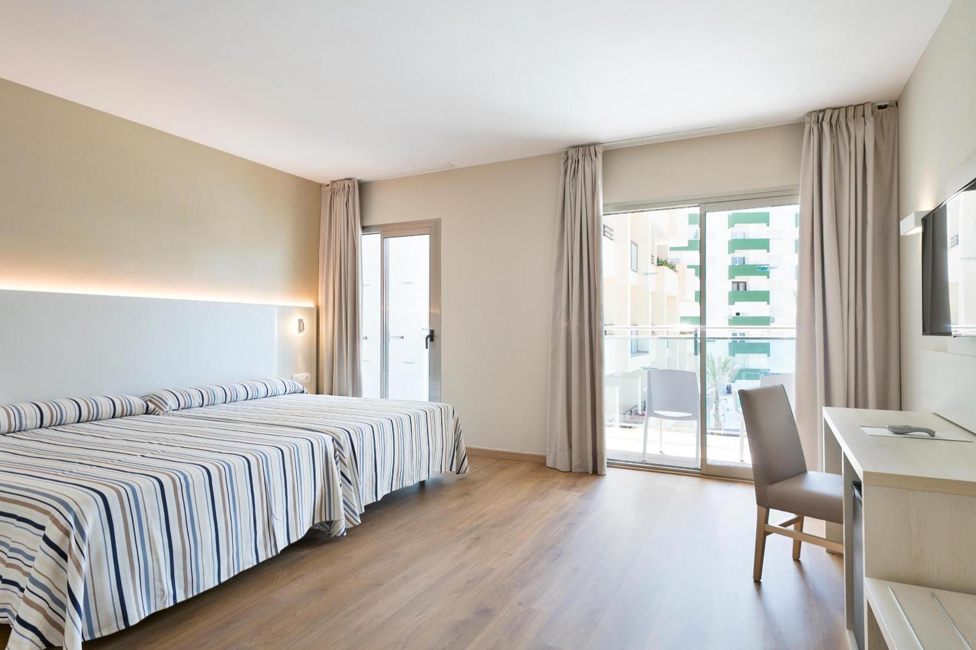 Superior Double Room,1546769305:JPEG