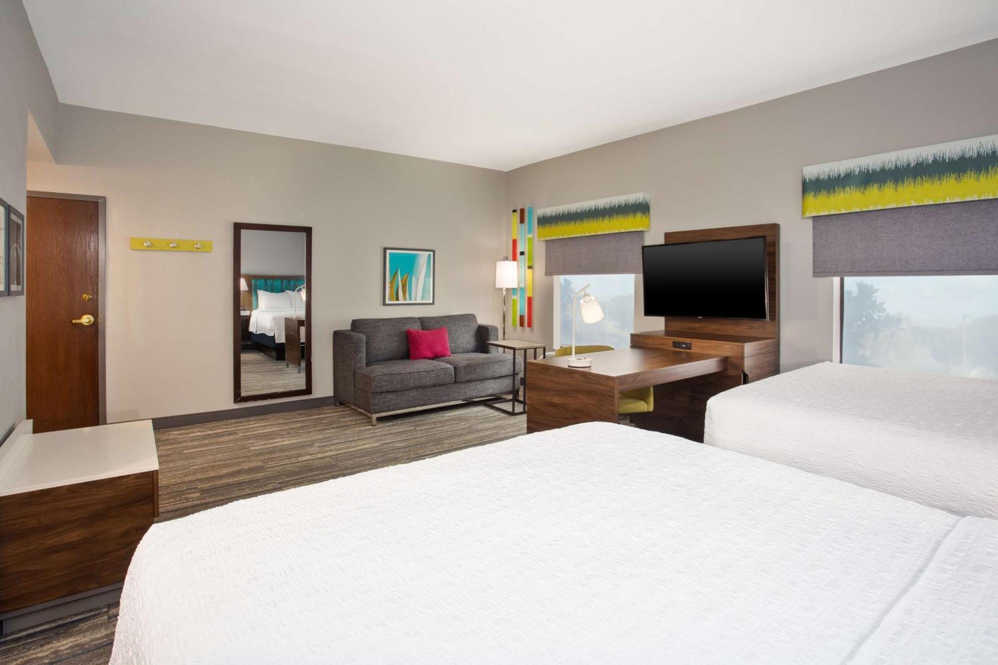 Studio Suite with Two Queen Beds and Sofa Bed - Non-Smoking
