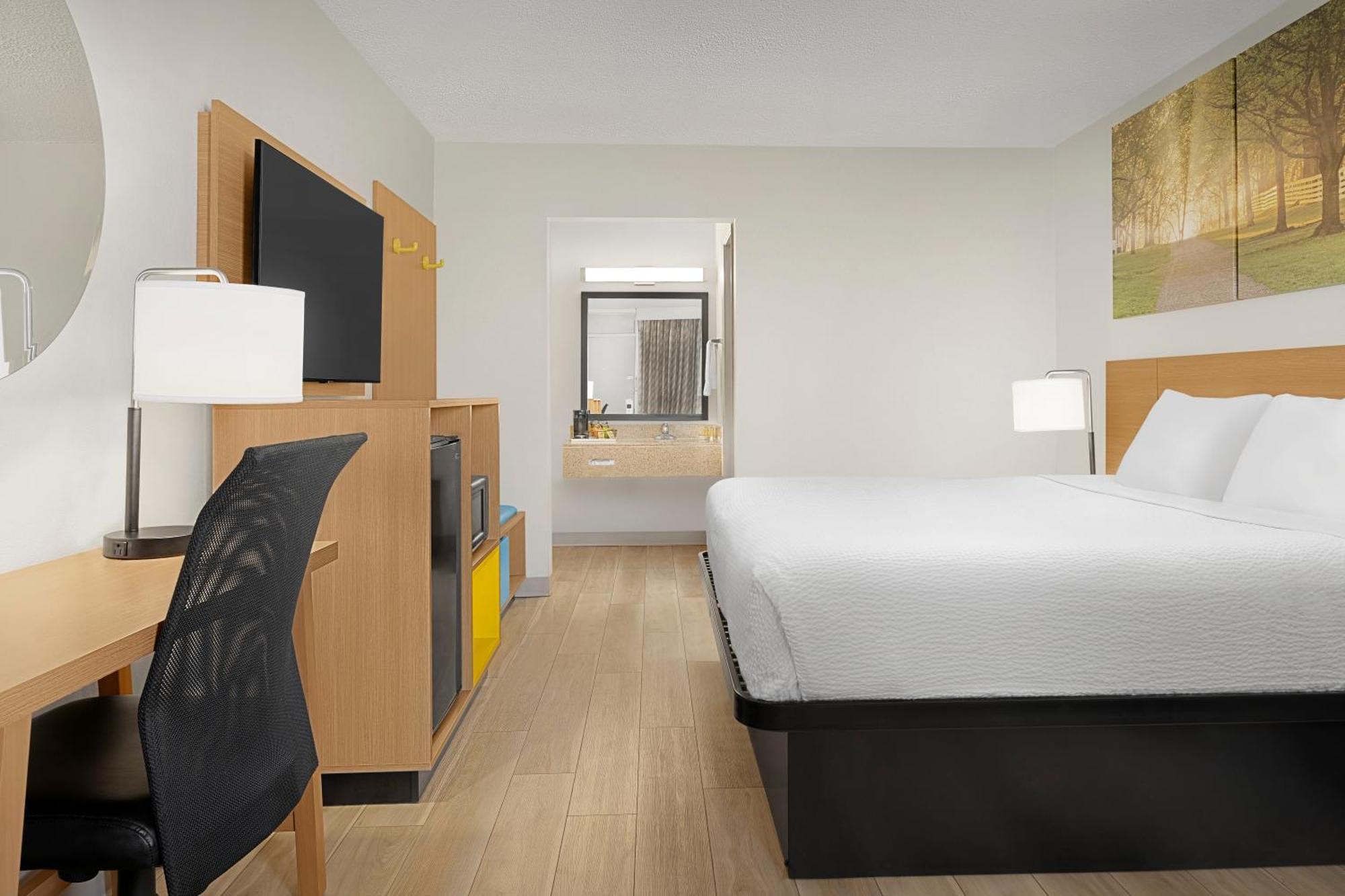 King Room - Ground Floor/Non-Smoking