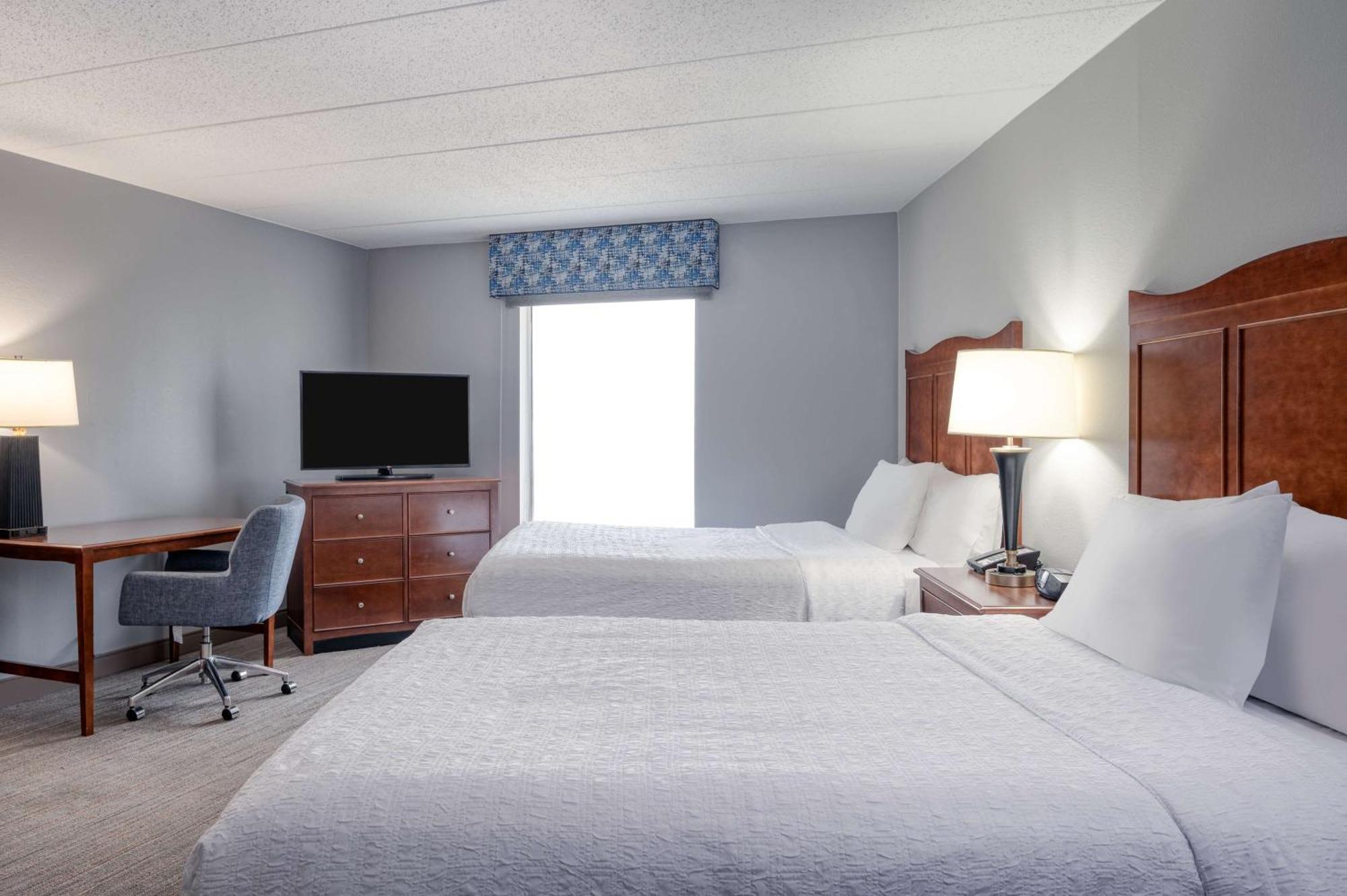 One-Bedroom Suite Two Double Beds Non-Smoking,1547138578:JPEG