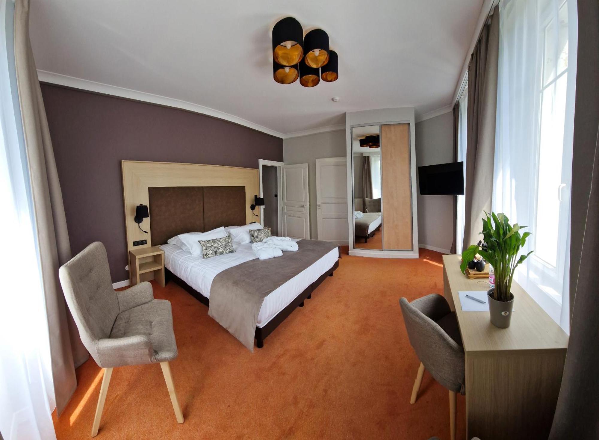 Chambre Deluxe Double ou Lits Jumeaux