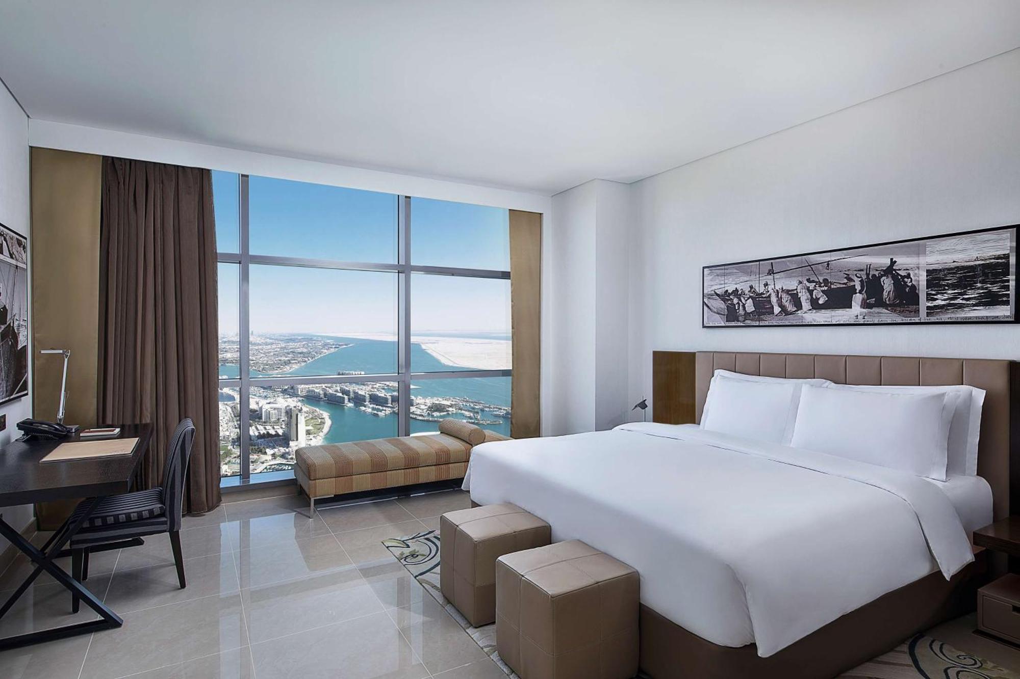 Three-Bedroom Apartment with Sea View,1547850481:JPEG