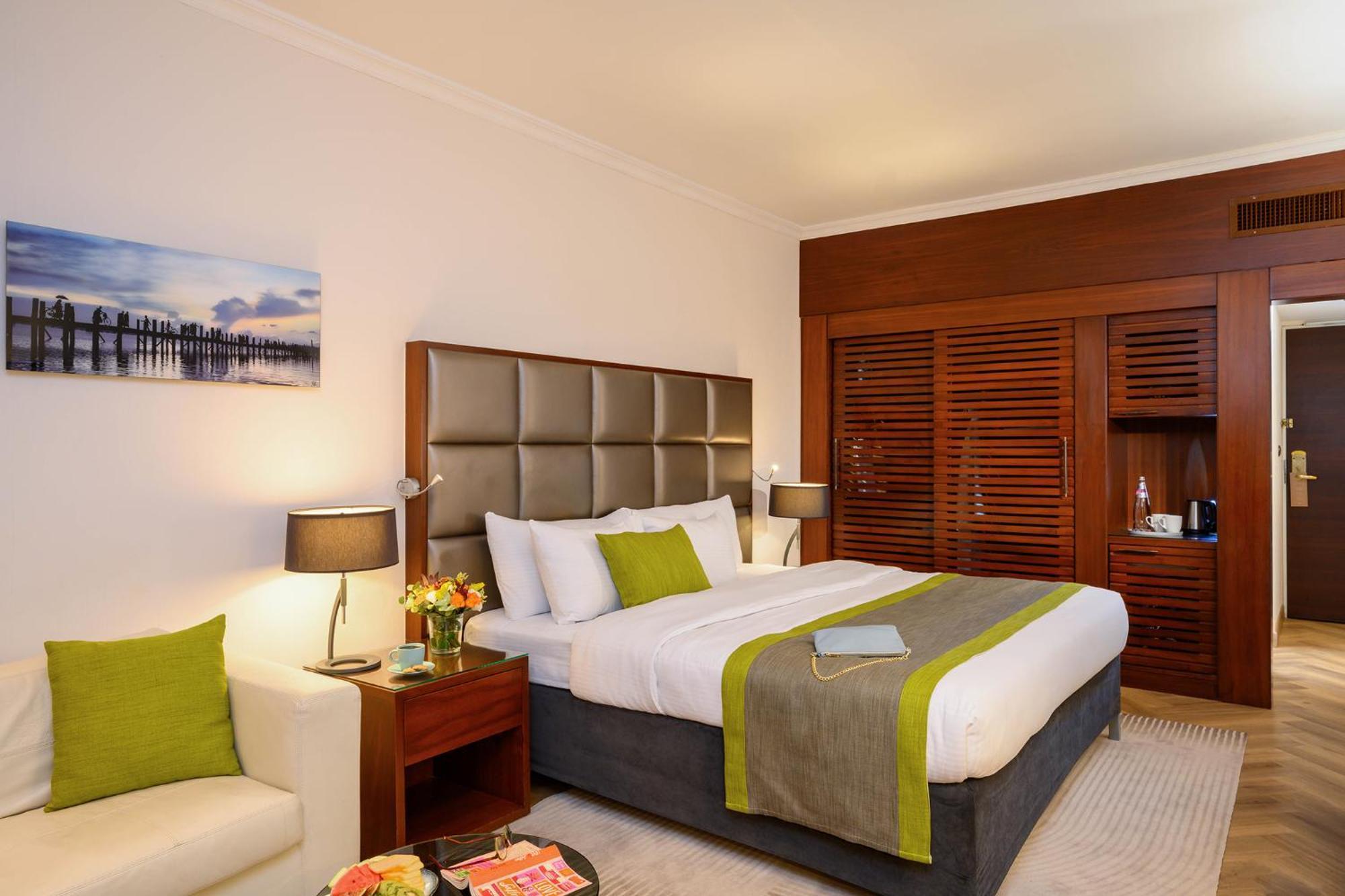 Premium Room with Balcony and Partial Sea View
