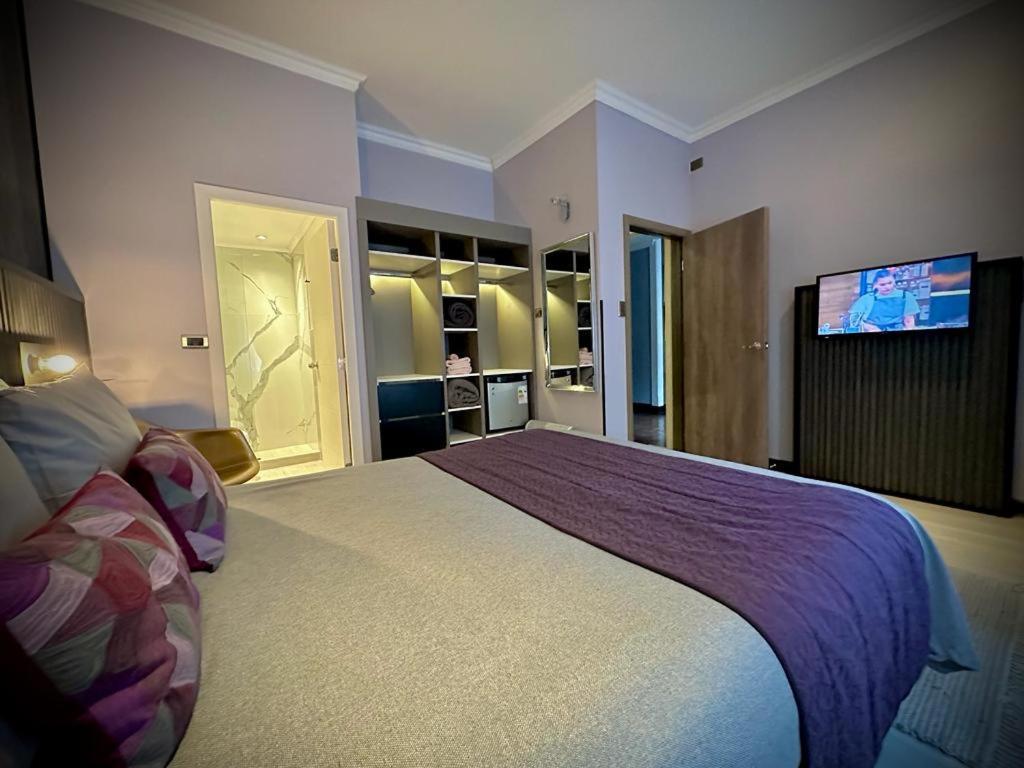 Premium Suite