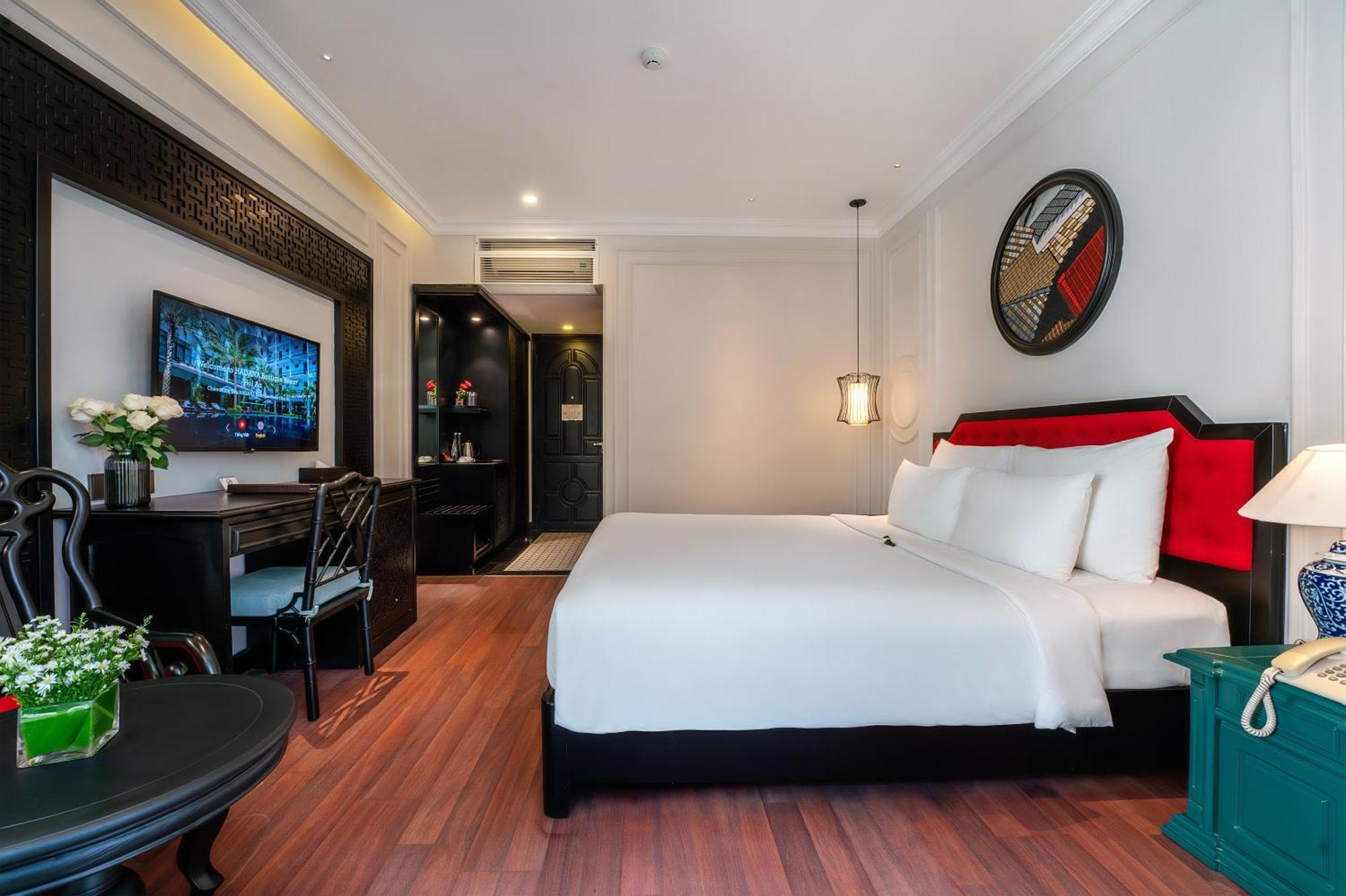 Habitación Doble Deluxe con balcón y vistas a la ciudad