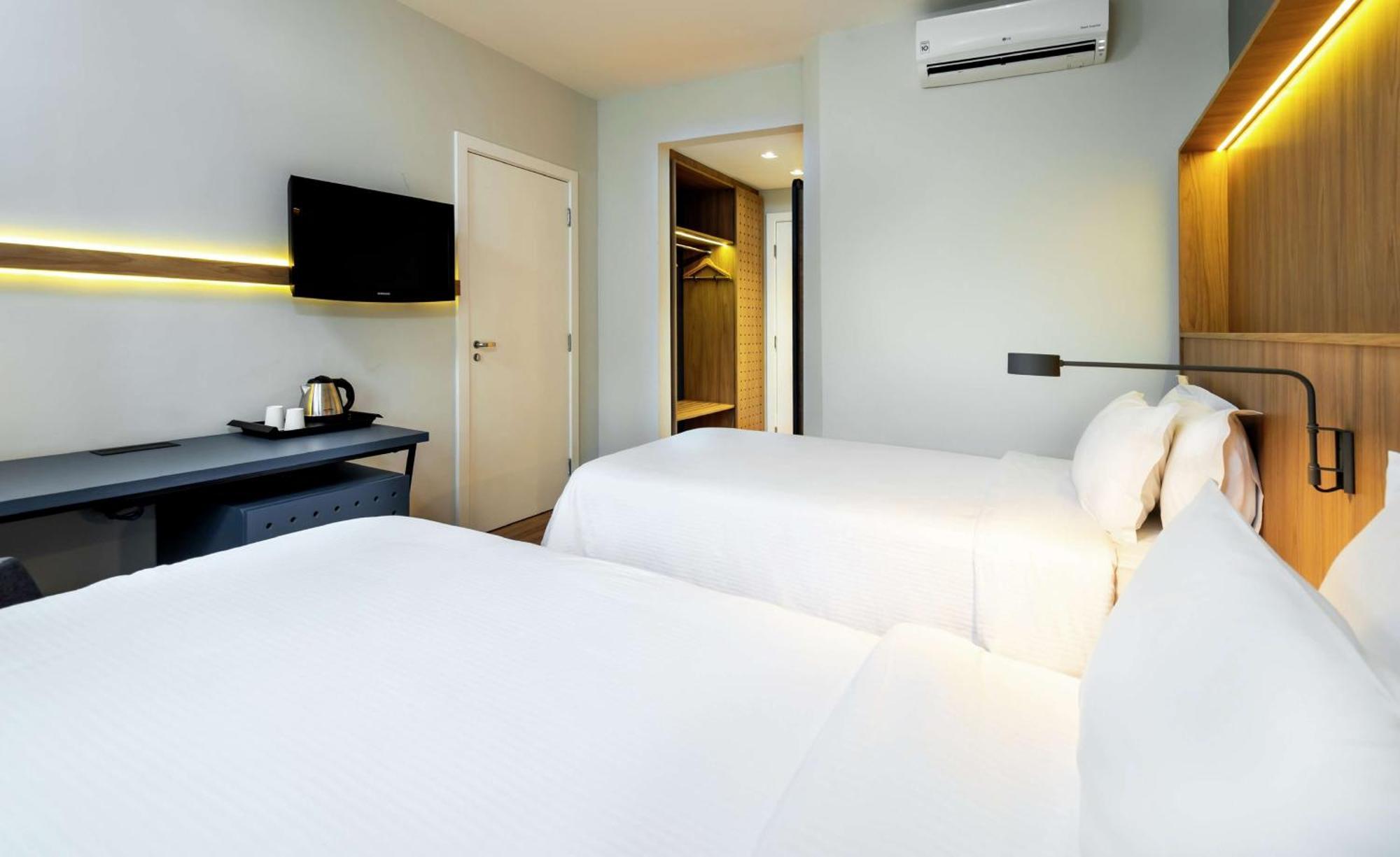 Quarto com 2 Camas de Solteiro - Não Fumantes