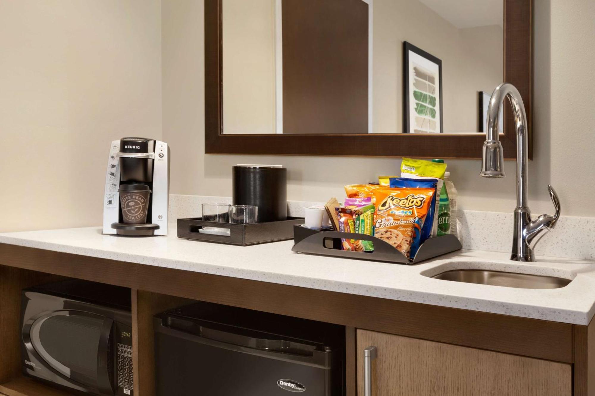 Premium King Studio Suite