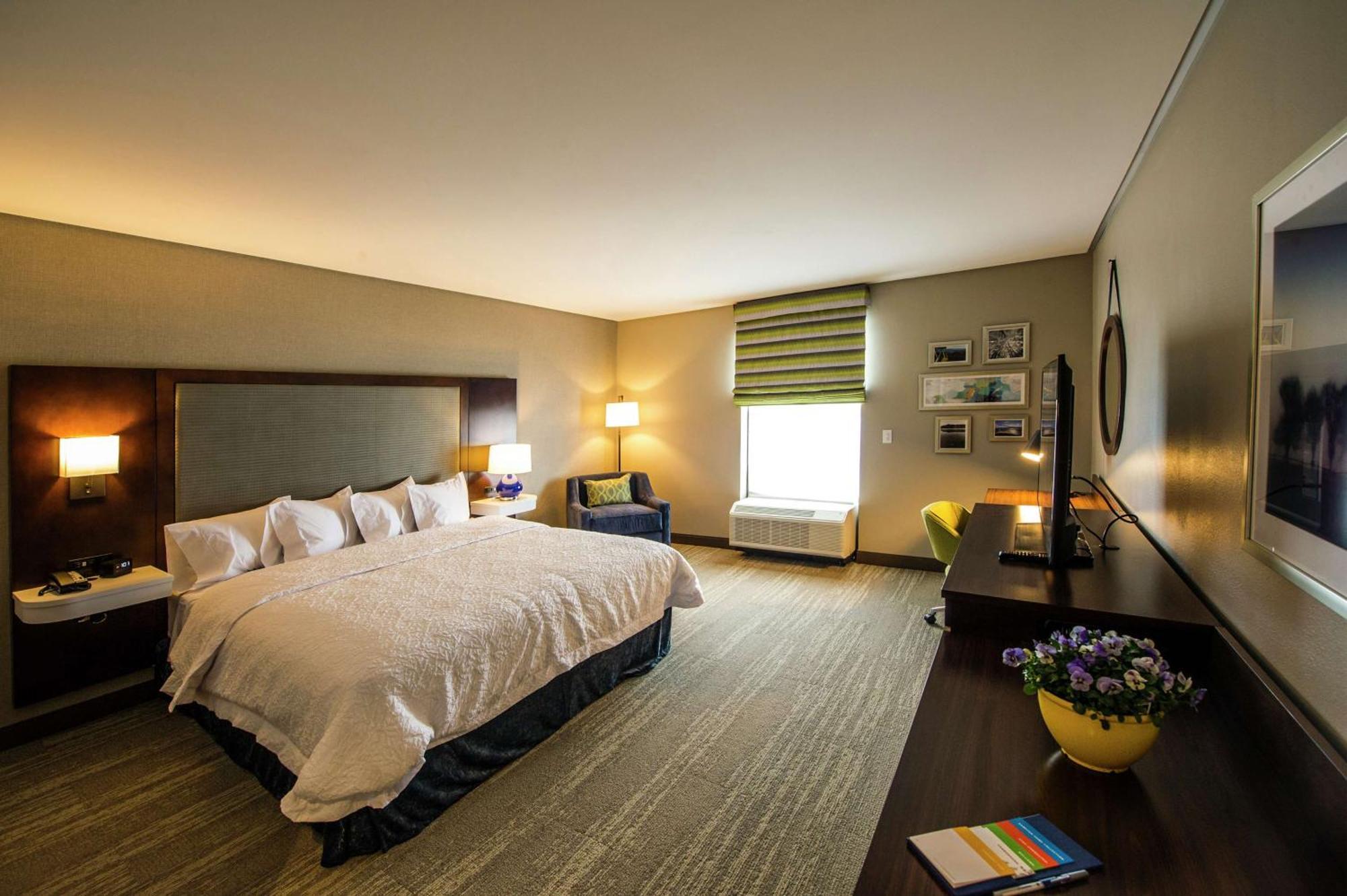 King Room - Mobility Access/Non-Smoking