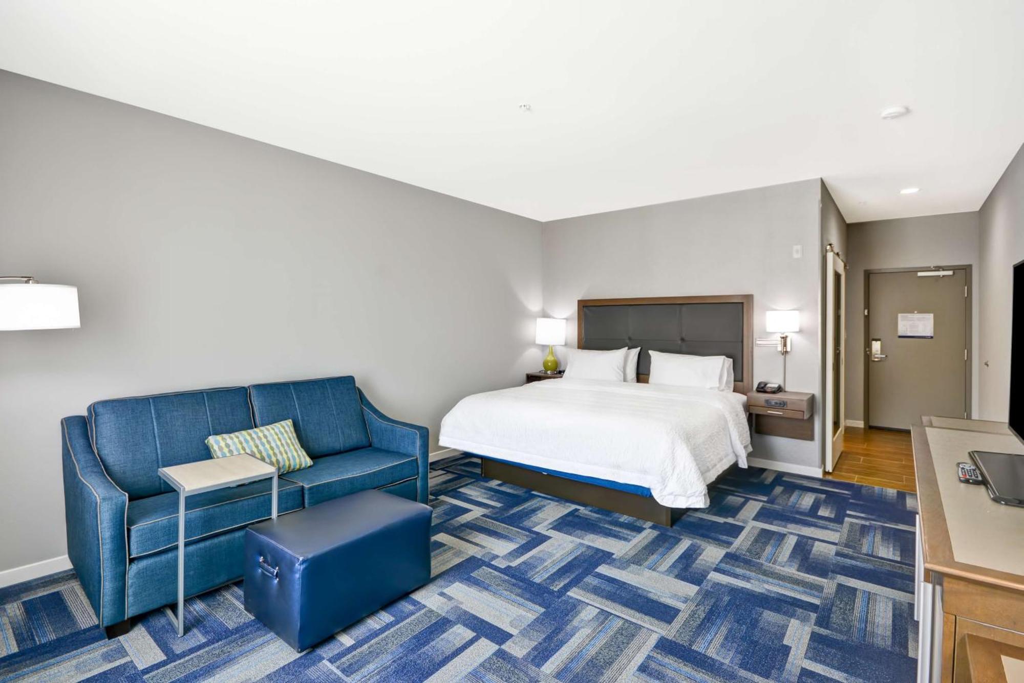 King Room with Sofa Bed