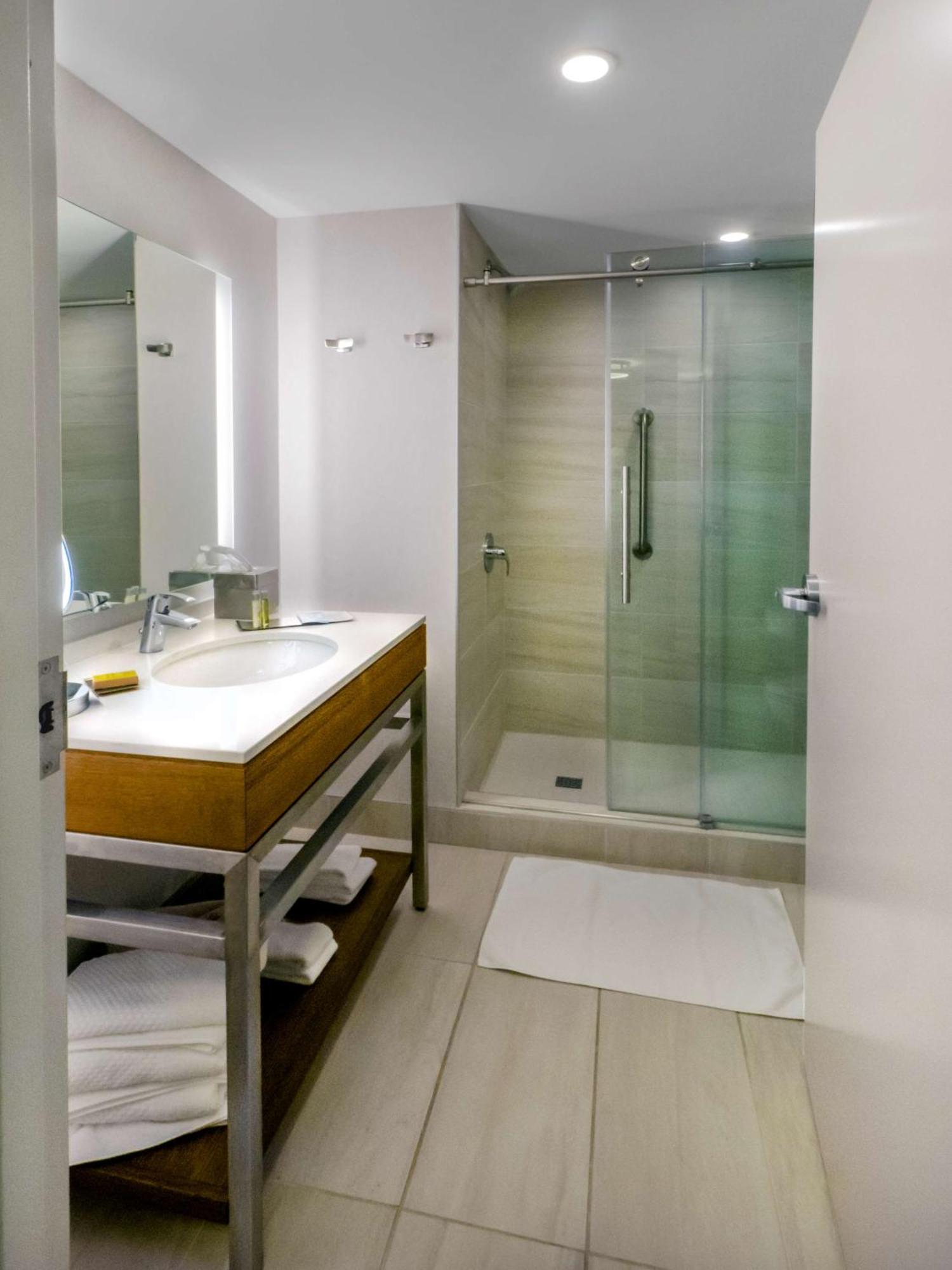 King Room with Fridge