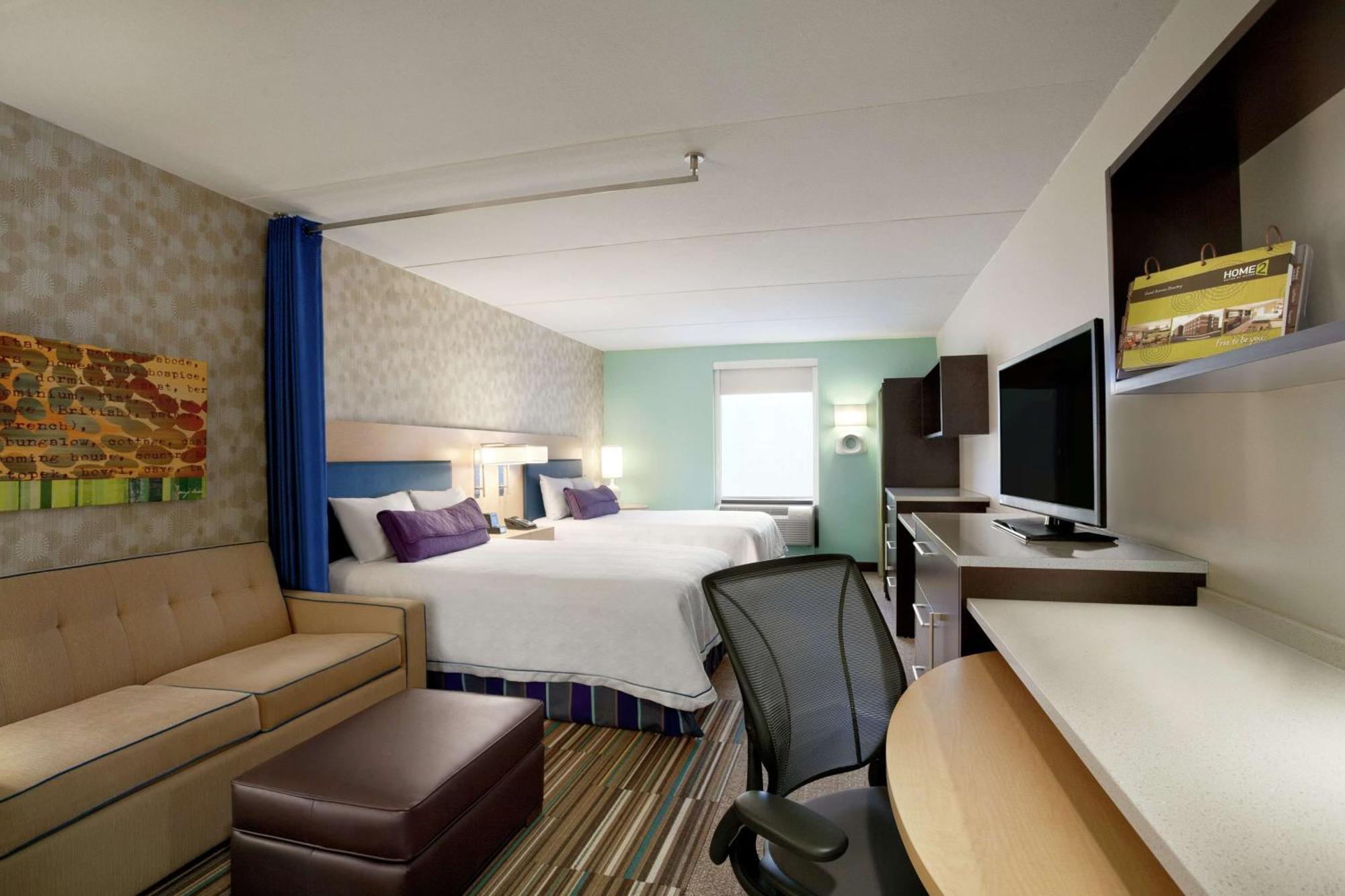 Double Room with Two Double Beds Hearing Accessible Studio