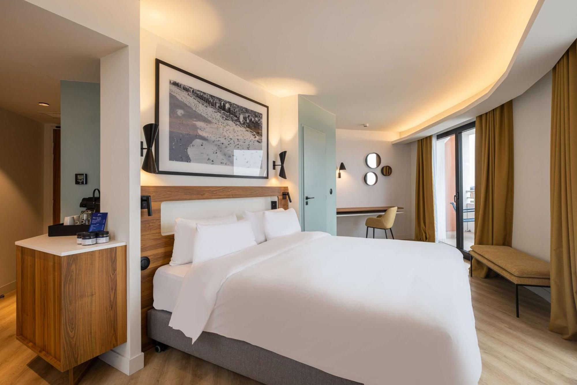 Suite Junior avec Balcon - Vue sur Ville