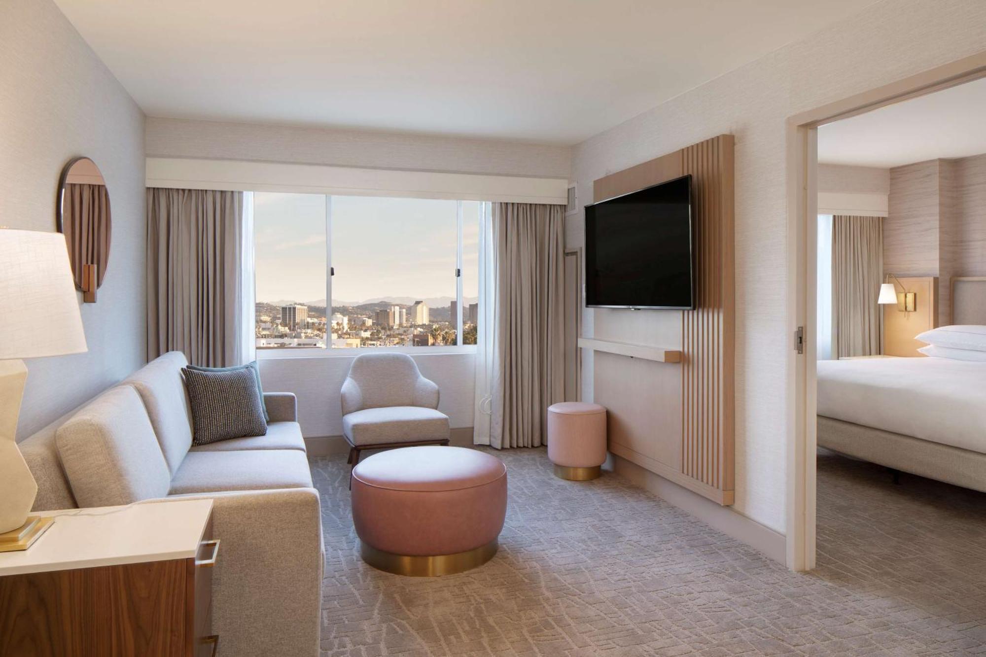 Suite met 1 Slaapkamer en Kingsize Bed - Toegankelijk voor Gasten met een Lichamelijke Beperking