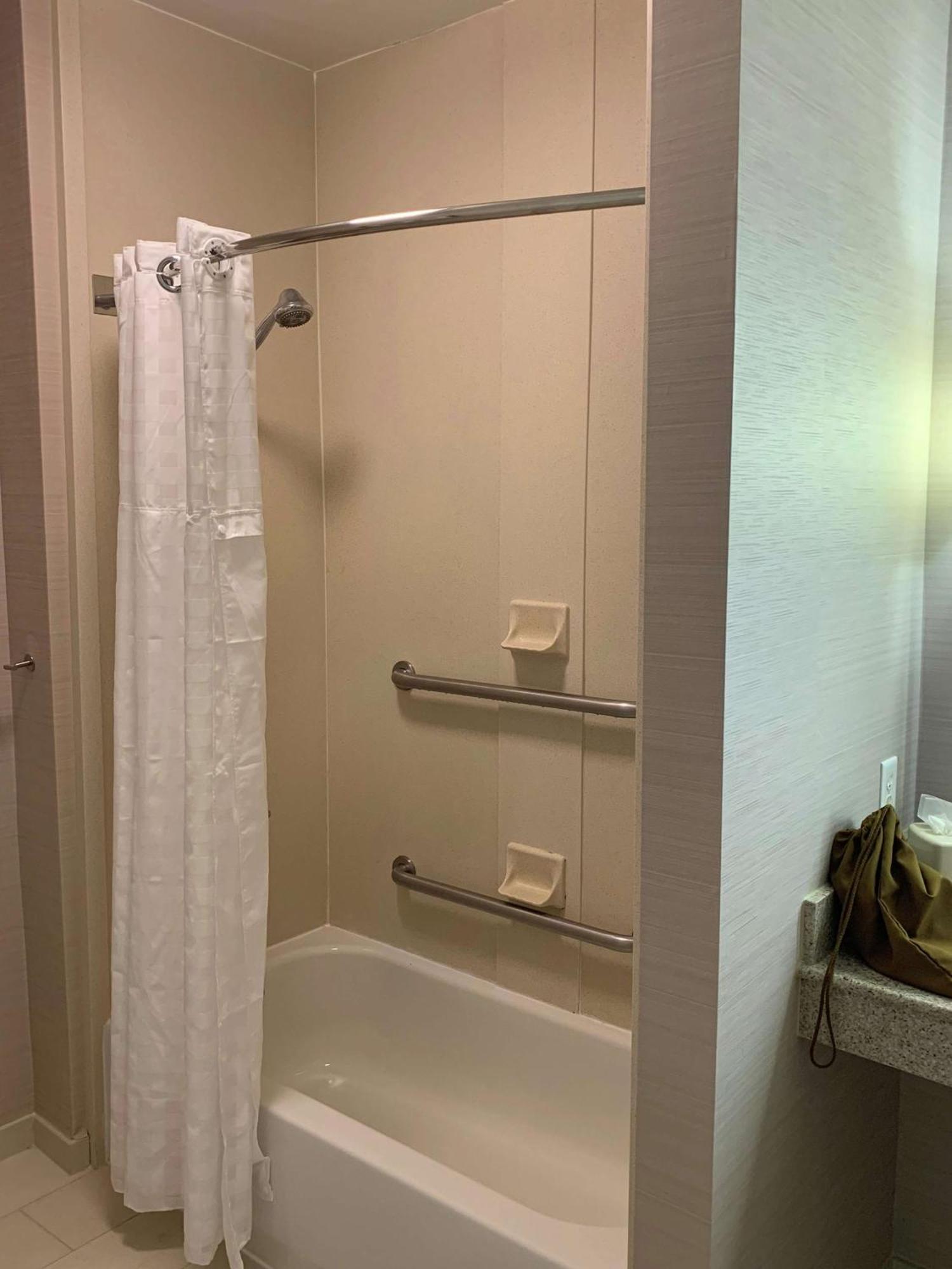 Two-Bedroom Suite with Mobility Accessible Tub