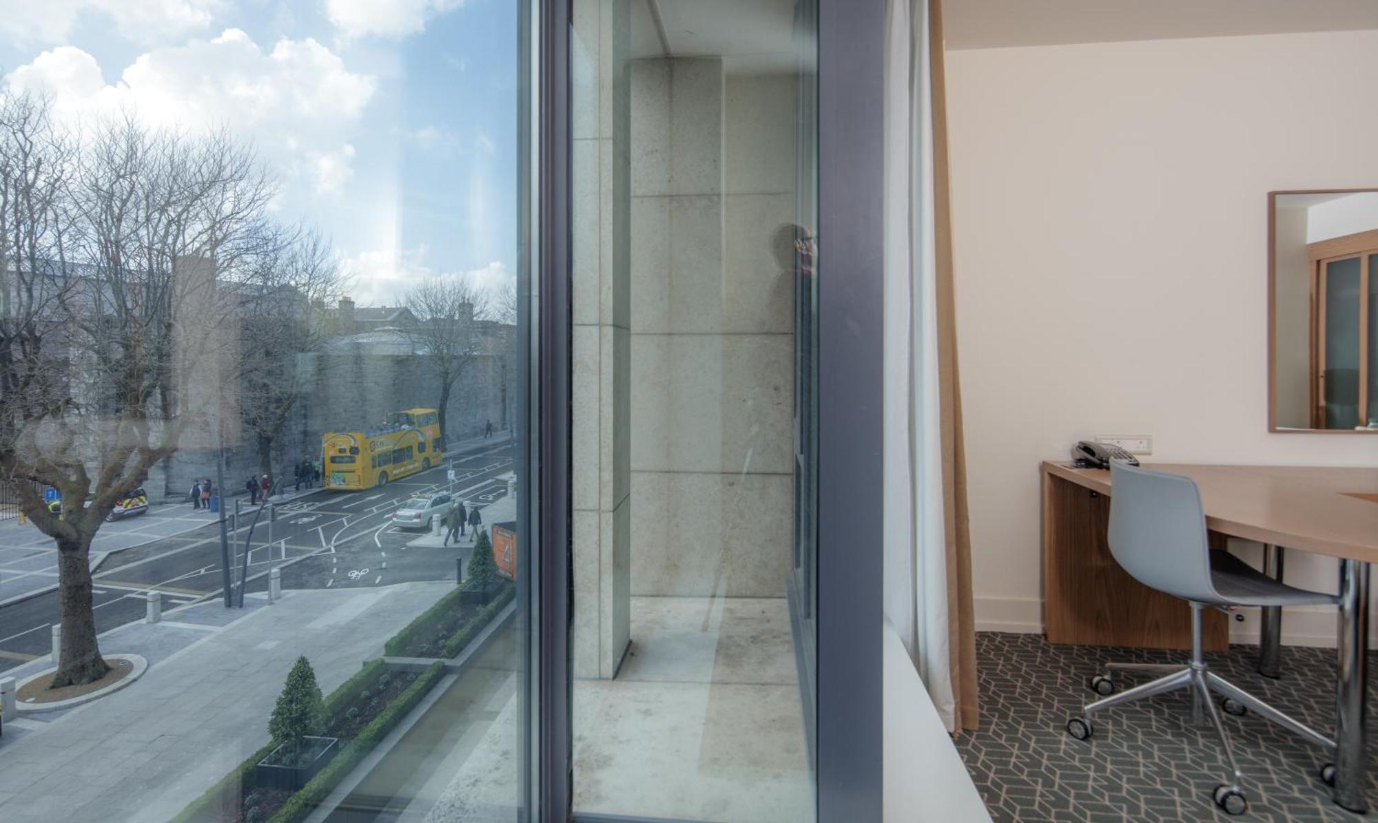 Chambre Lit King-Size avec Vue
