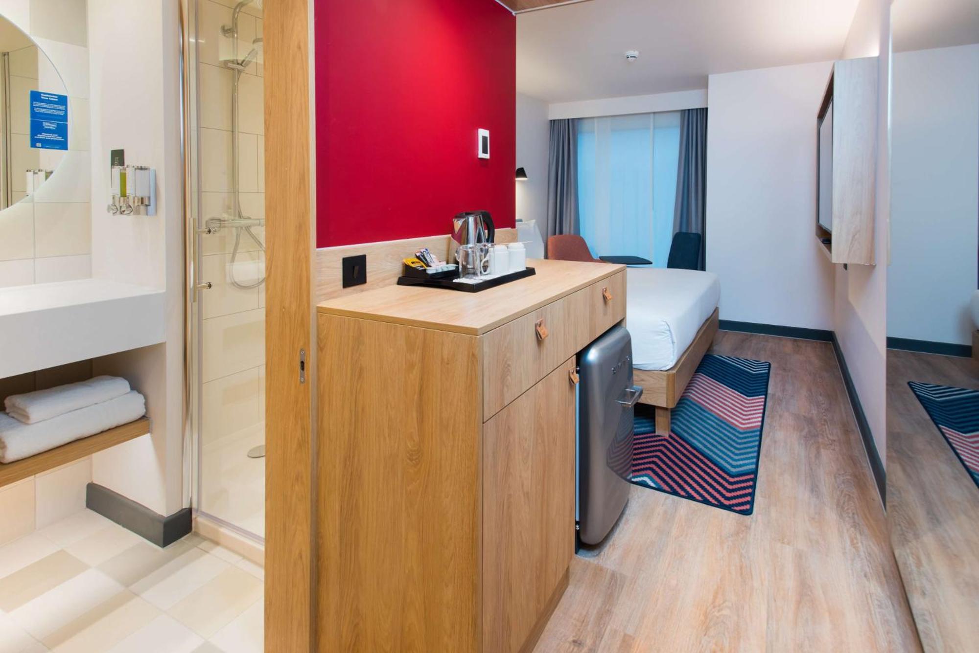 Quarto com Cama King-size