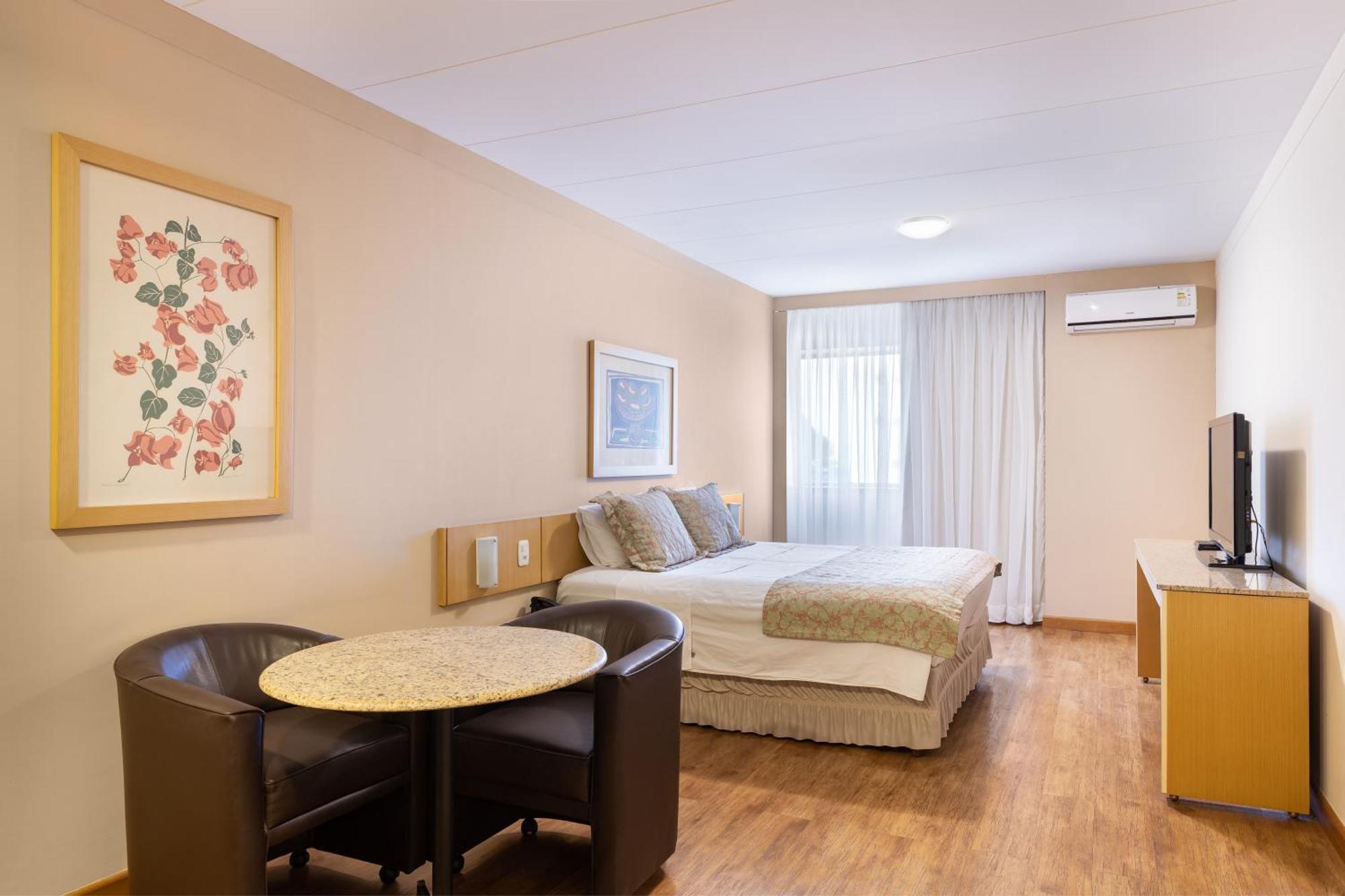 Luxury Double Room with Double Bed,1552510048:JPEG