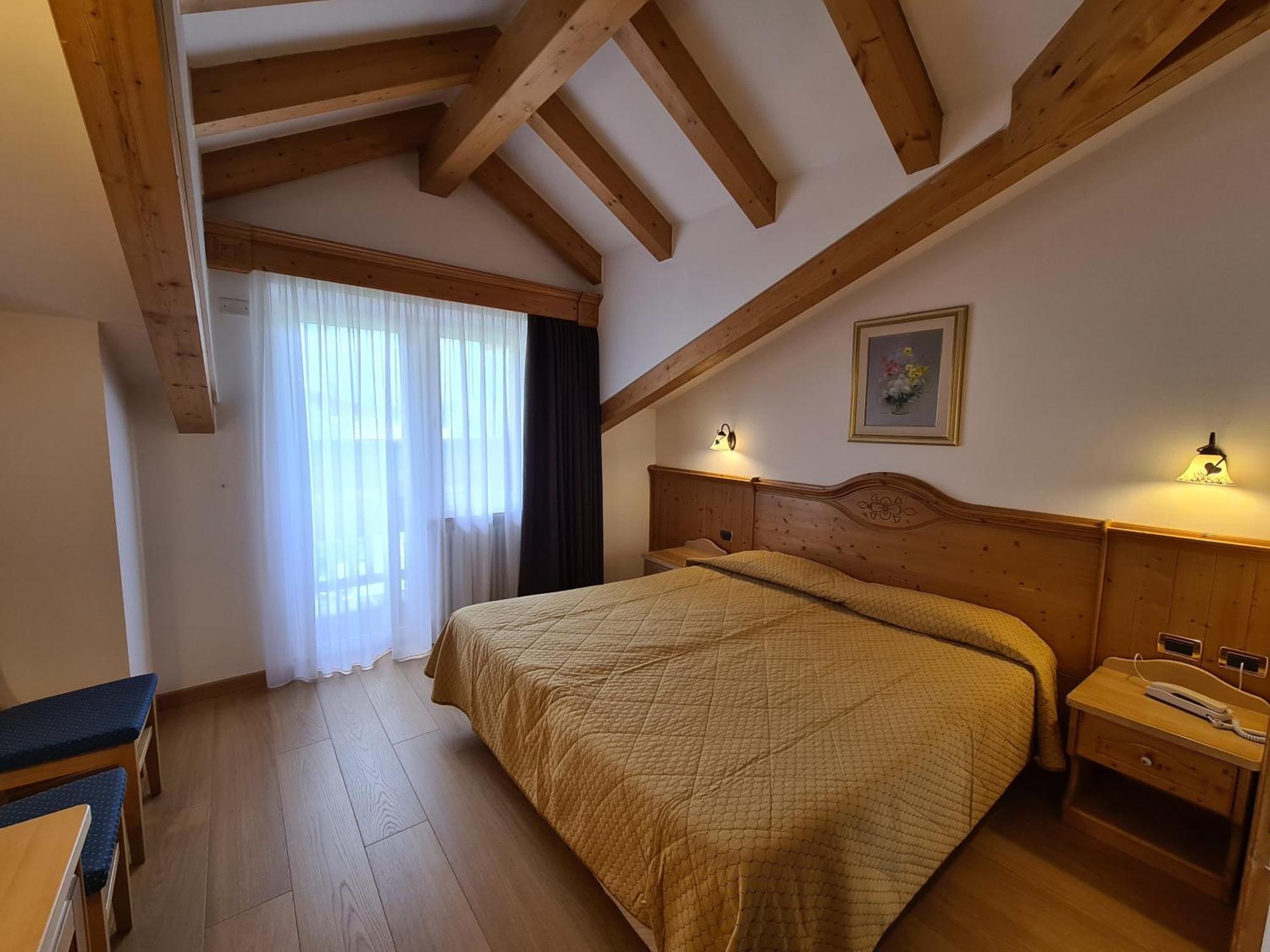 Standard Doppel-/Zweibettzimmer mit Balkon