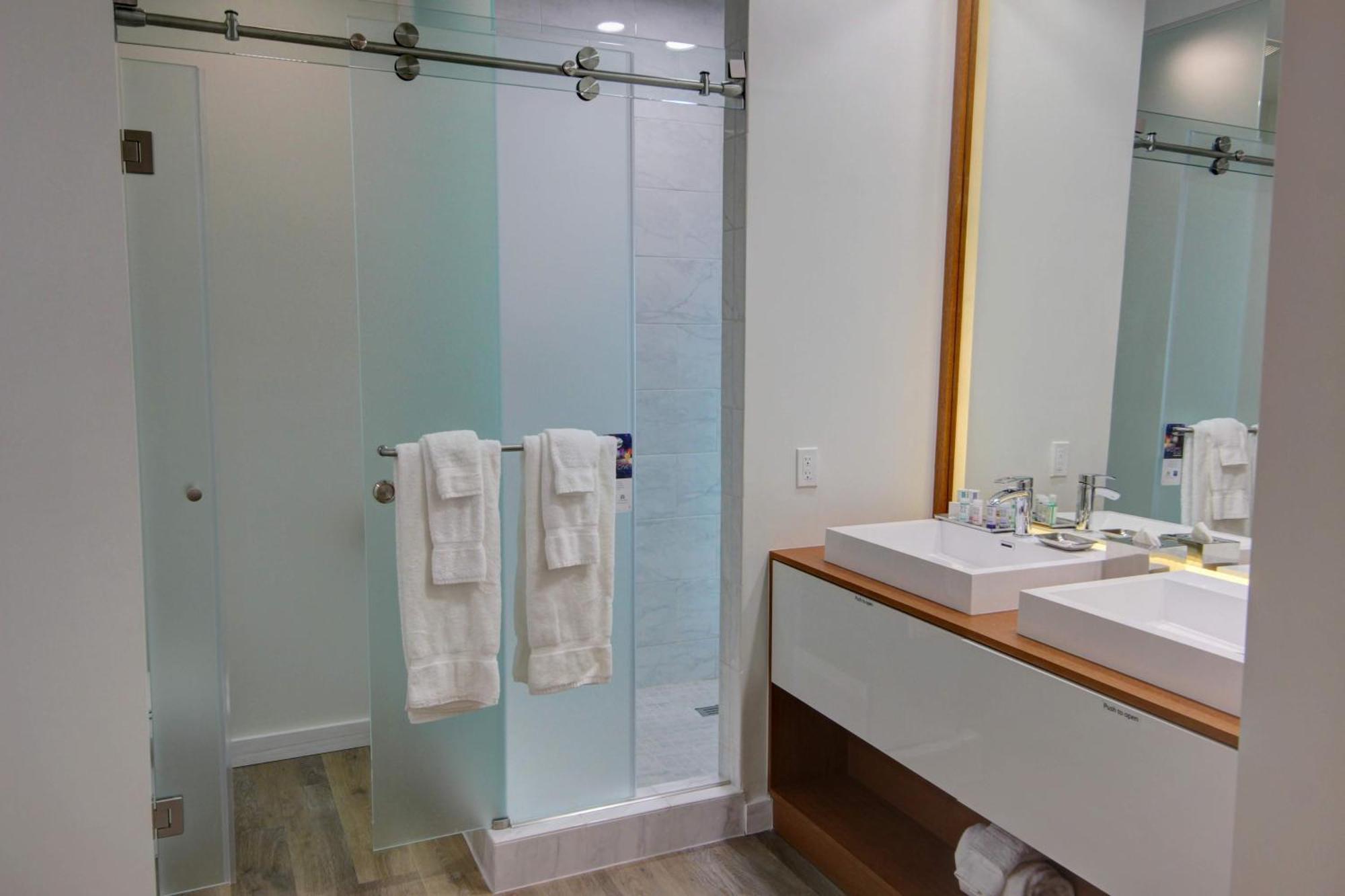 Quarto Queen com 2 Camas Queen-size