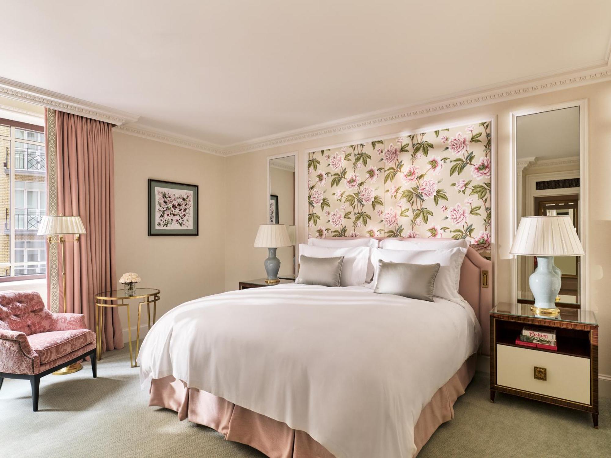 Superior Zimmer mit Kingsize-Bett