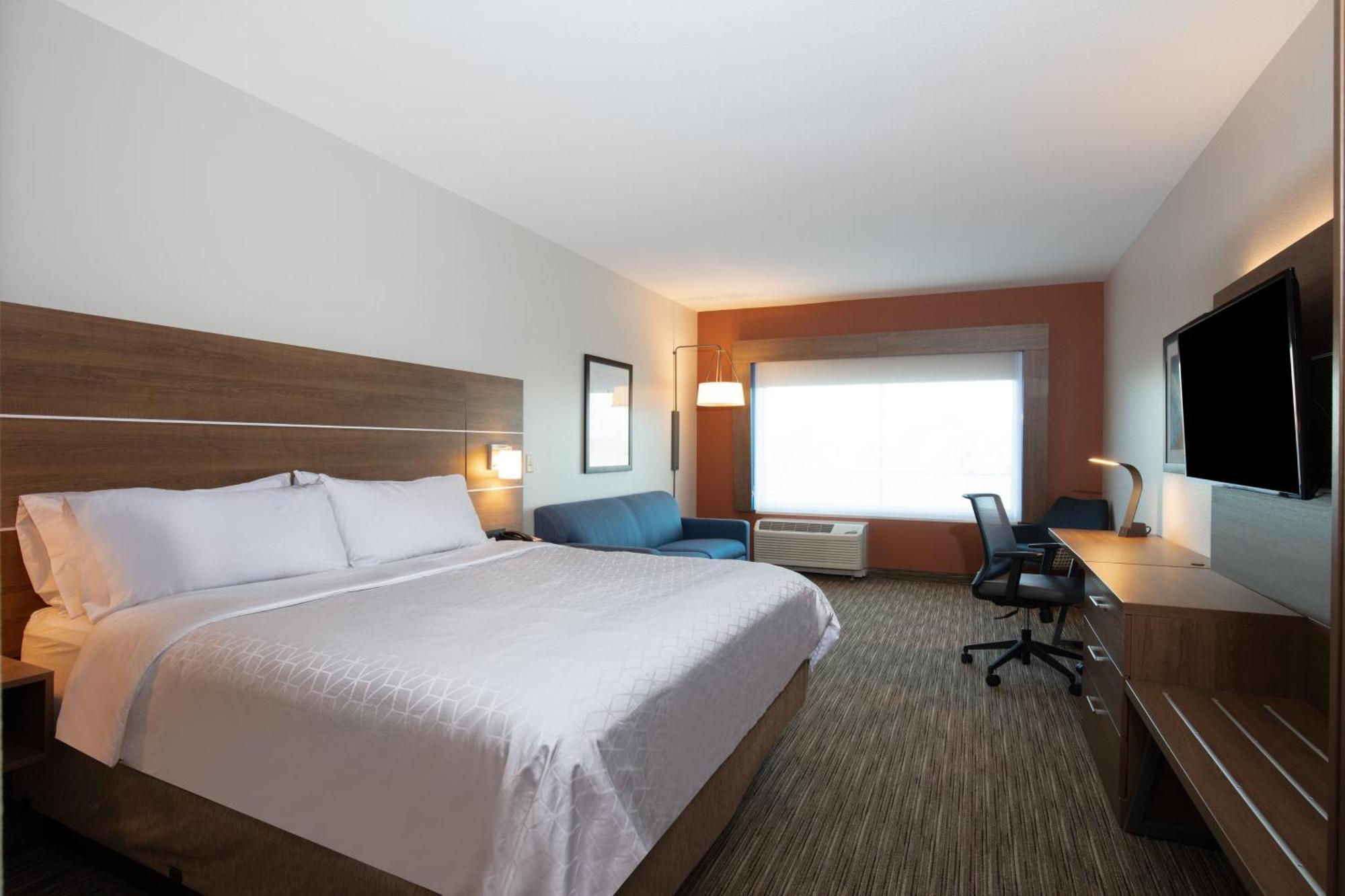 King Suite with Sofa Bed