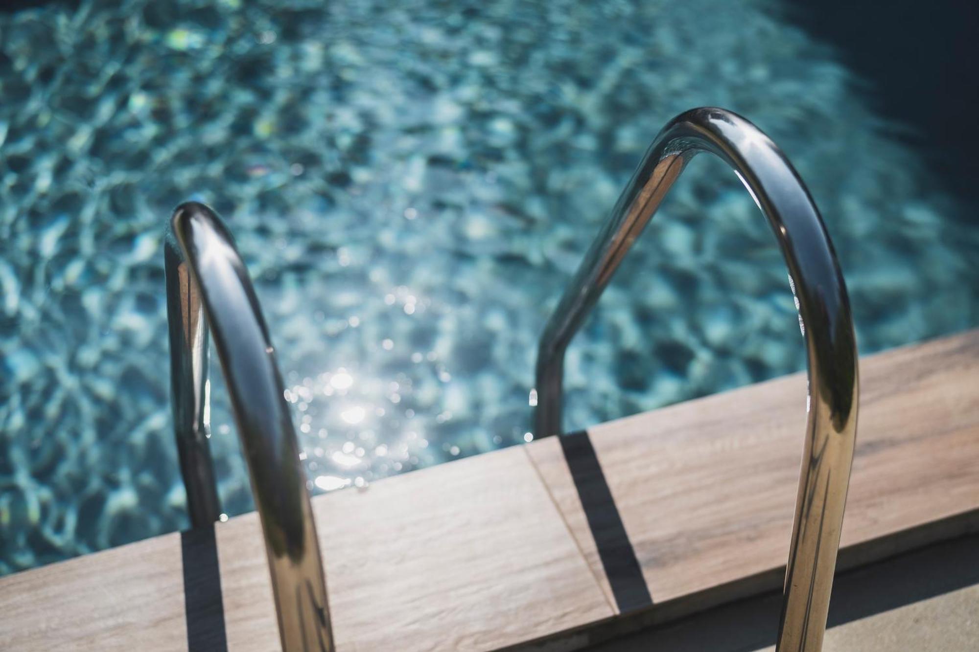 Villa 3 Chambres avec Piscine Privée (6 Adultes)