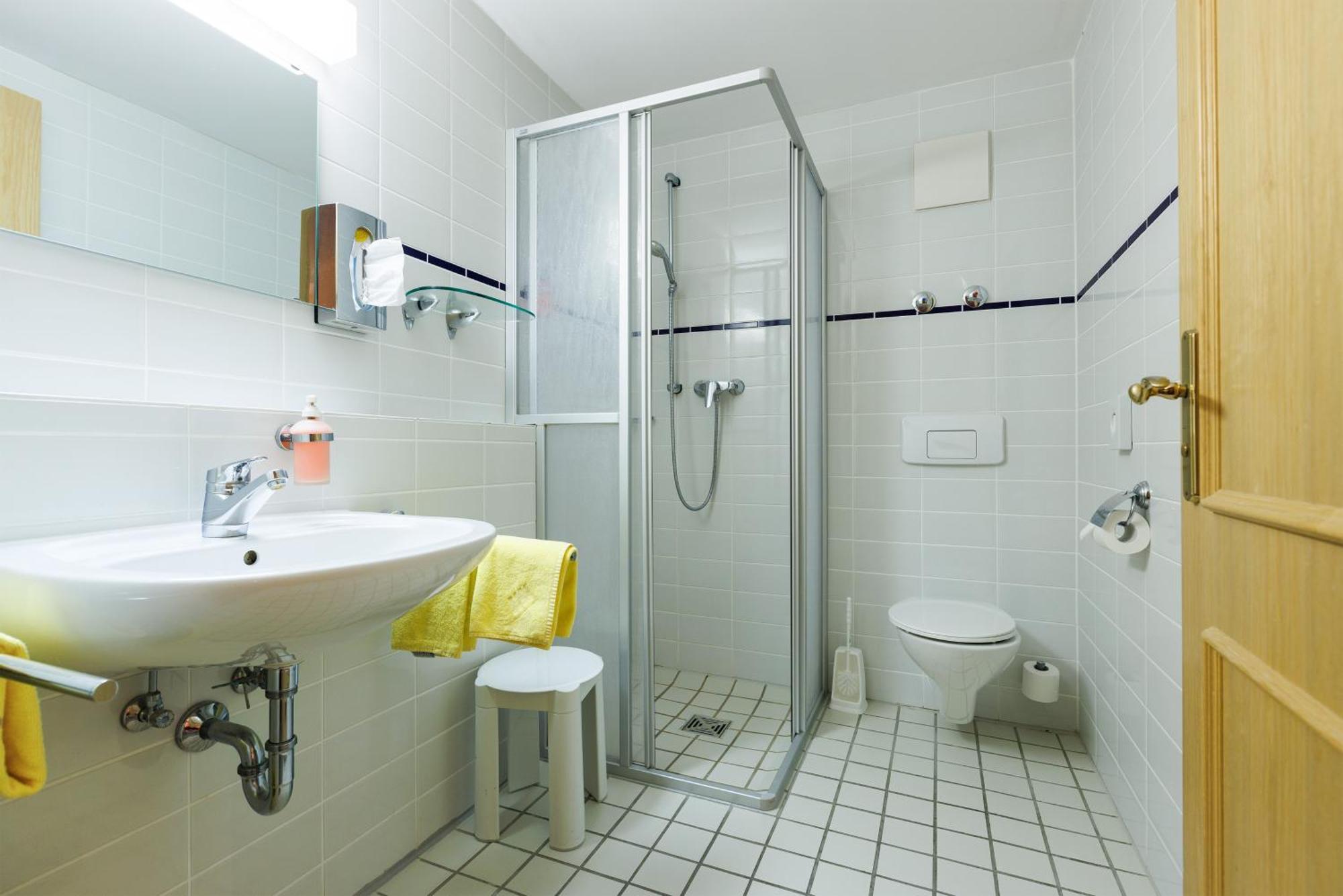 Comfort Doppelzimmer mit Kingsize-Bett und Balkon