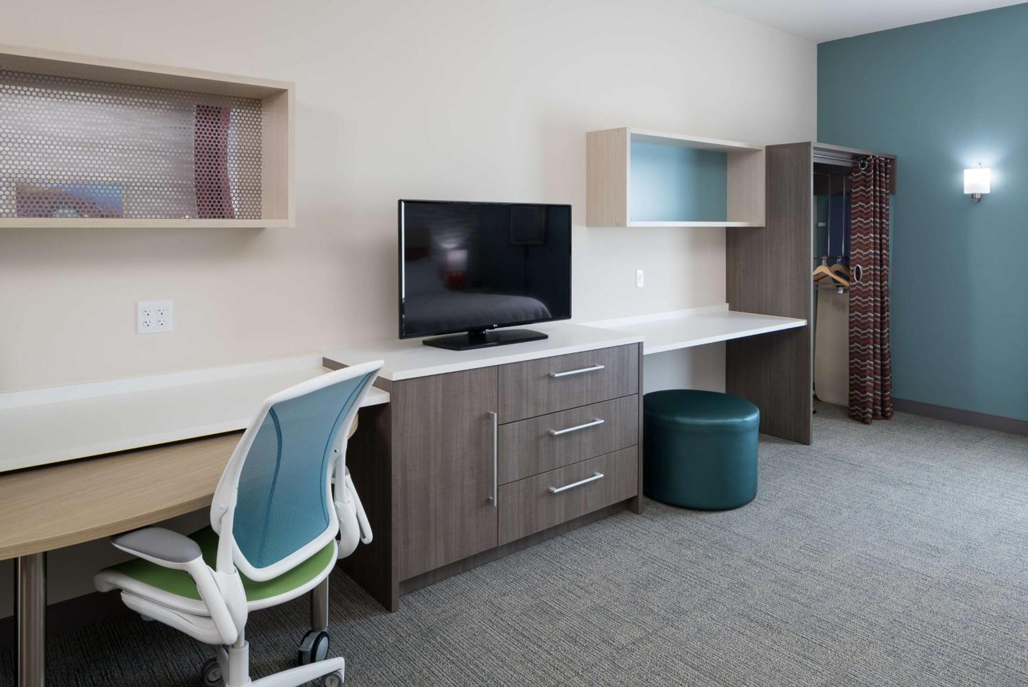 King Studio Suite - Mobility Access/Non-Smoking