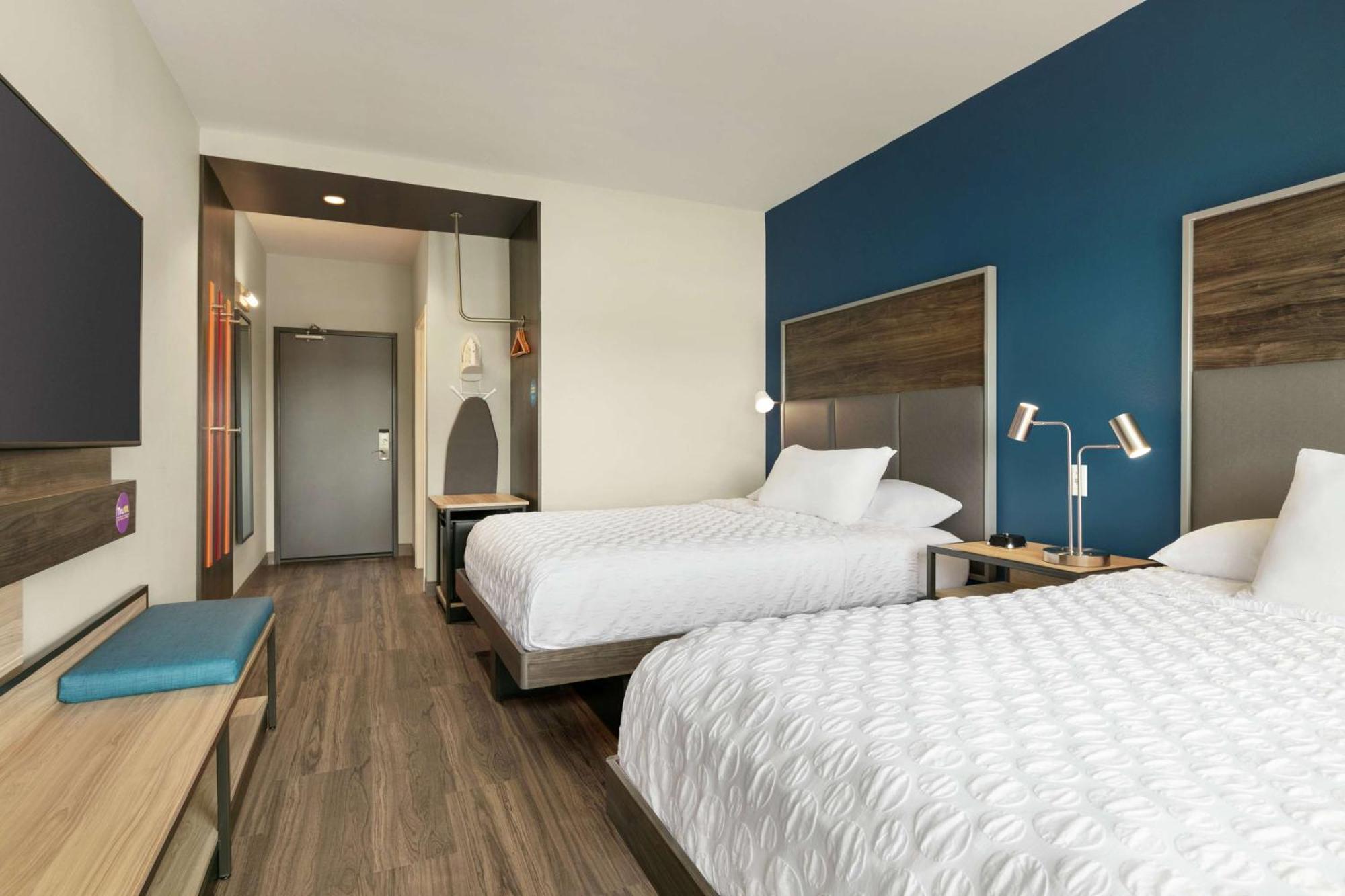 Queen Room with Two Queen Beds