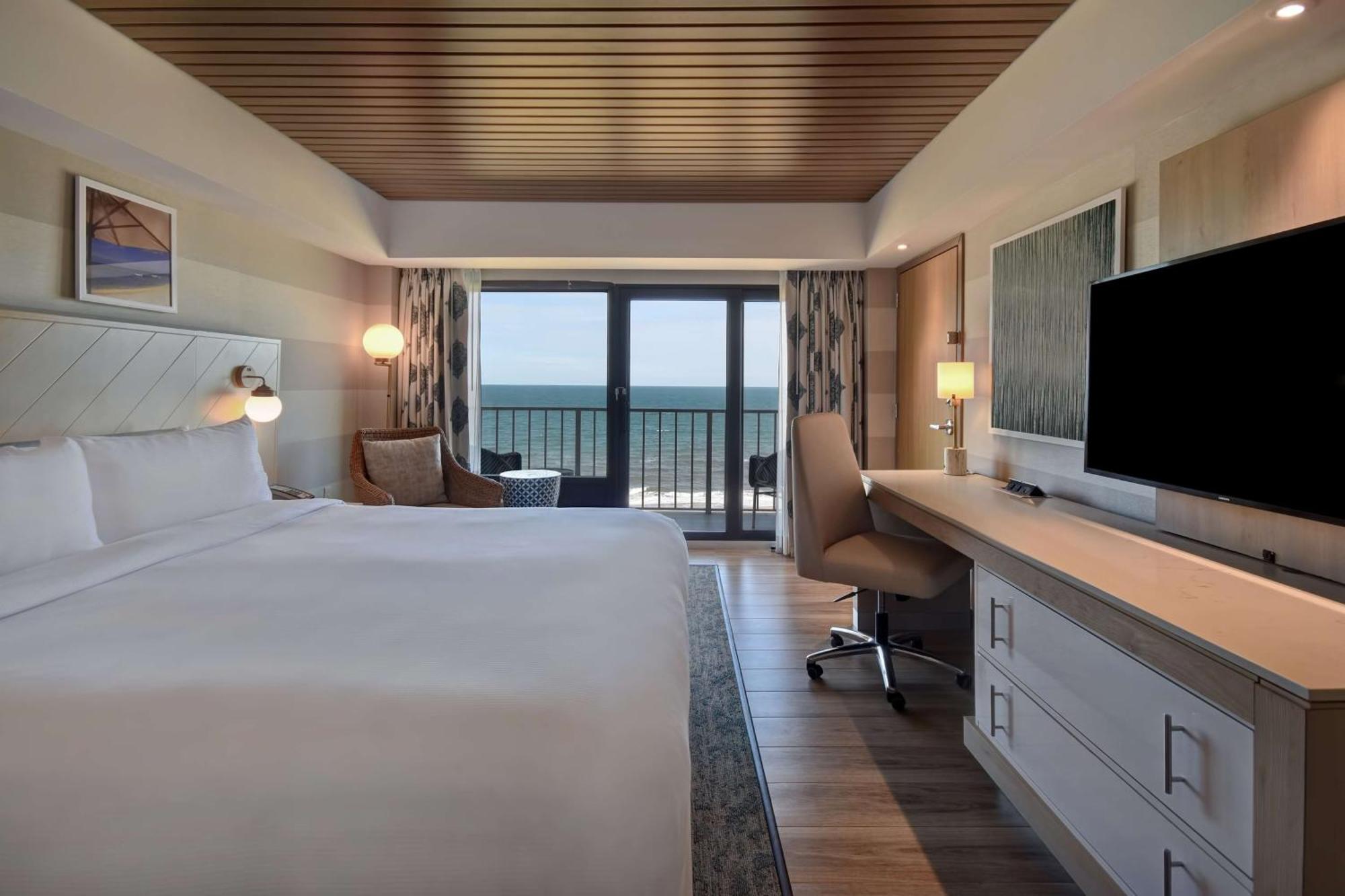 King Room with Balcony - Ocean Front