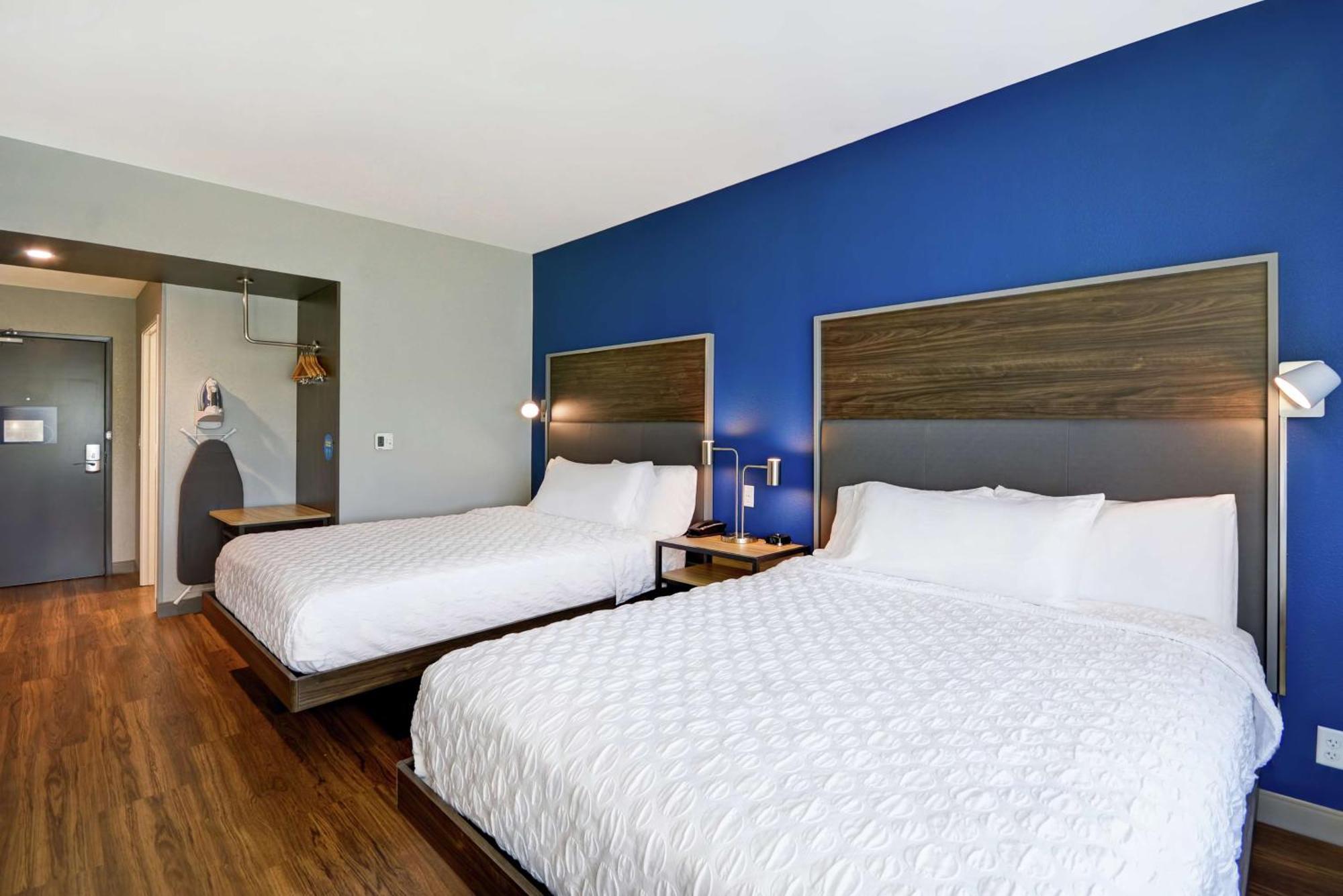 Queen Room with Two Queen Beds