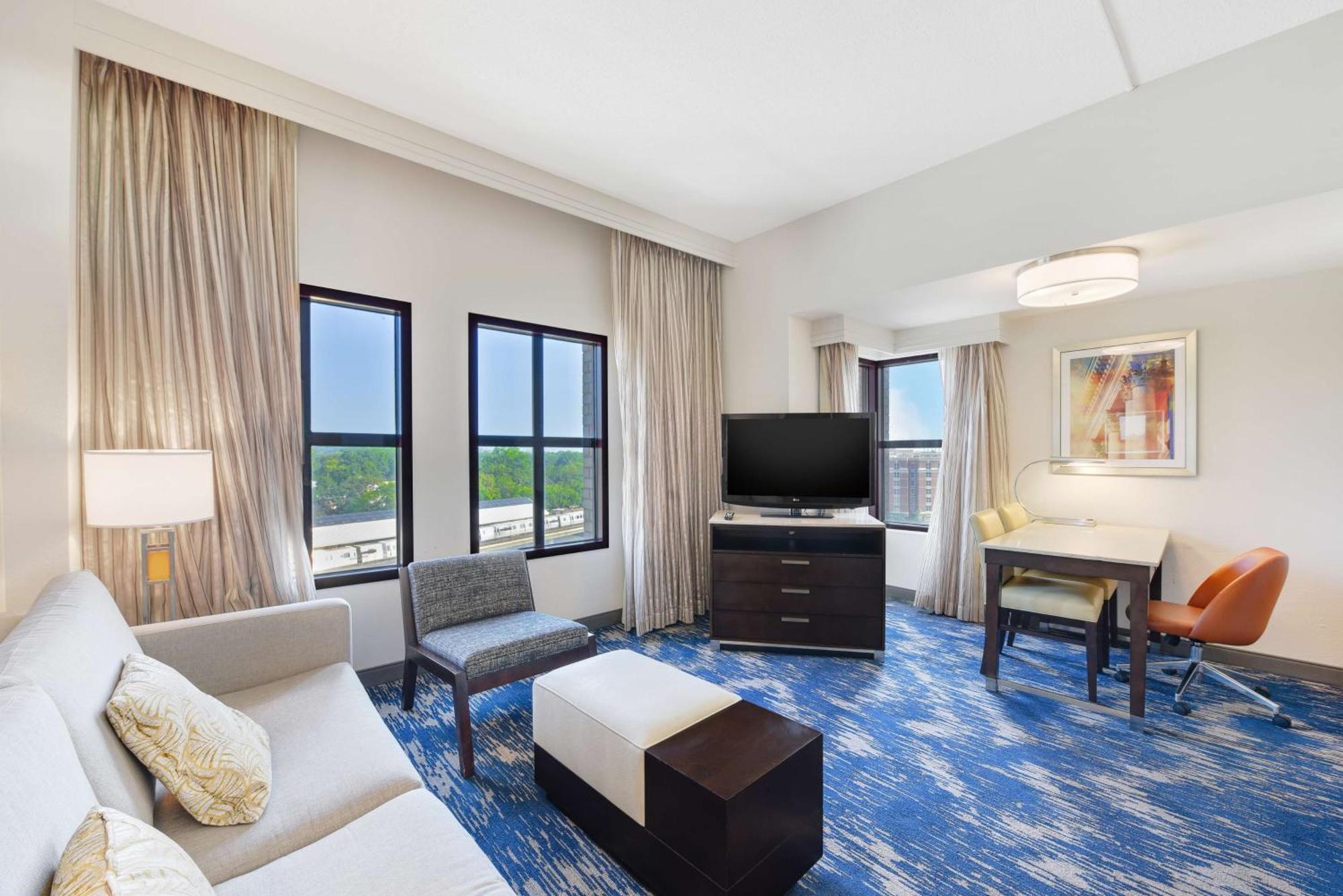 King Suite,1557435922:JPEG