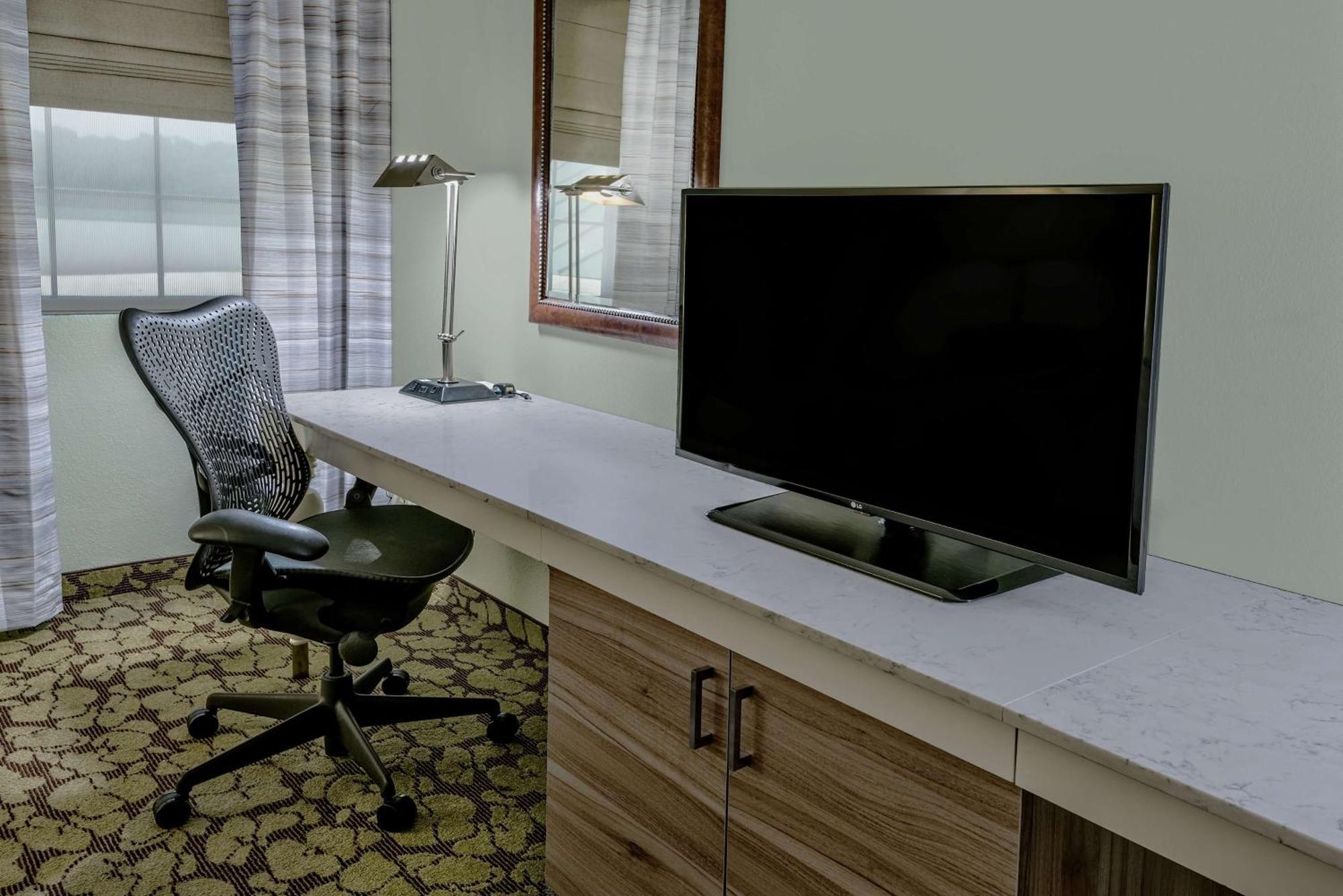 Queen Room with Two Queen Beds - Mobility Access
