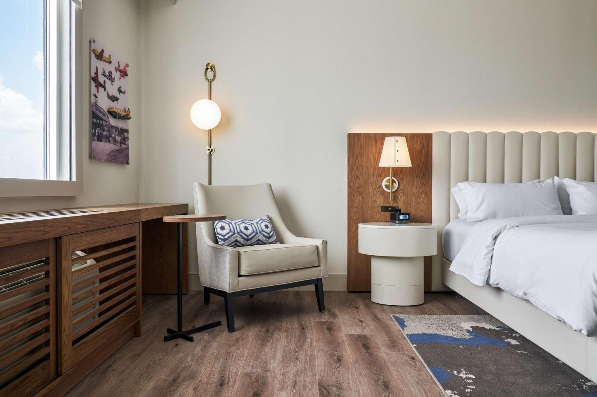 King Room with Walk-In Shower