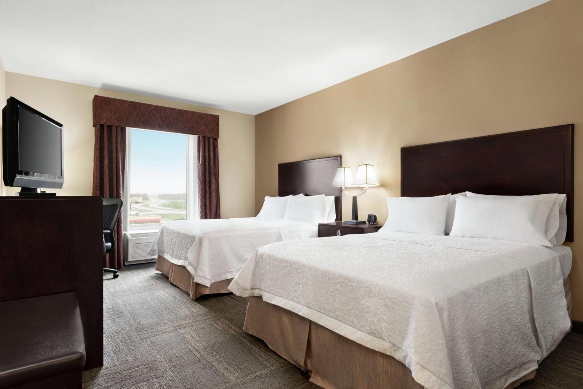 Room with Two Queen Beds - Non-Smoking