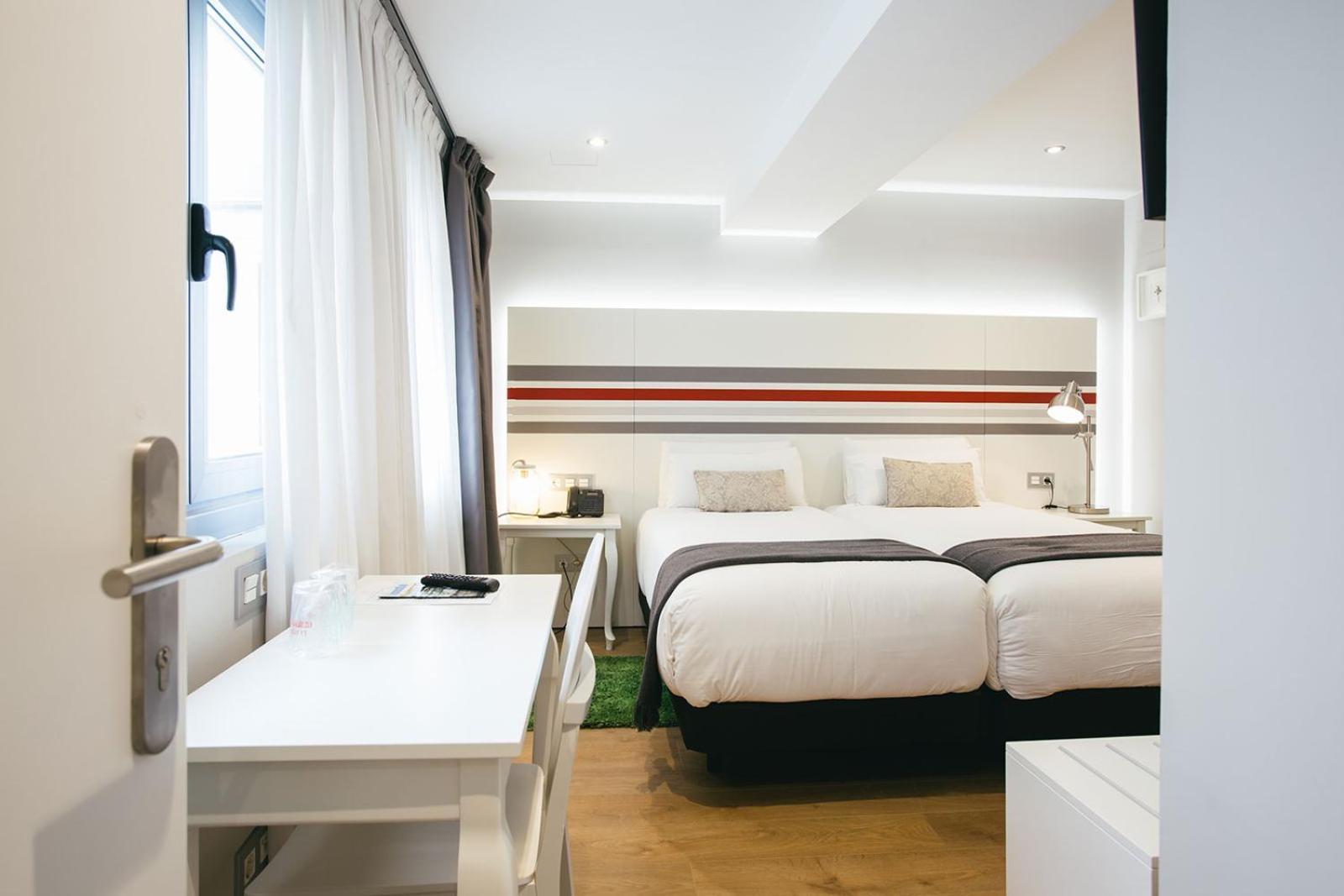 Penthouse Apartment with Terrace,1559586673:JPEG