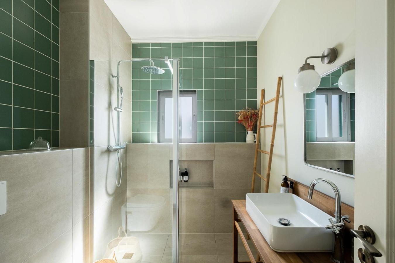 Habitación Doble con baño privado externo y terraza