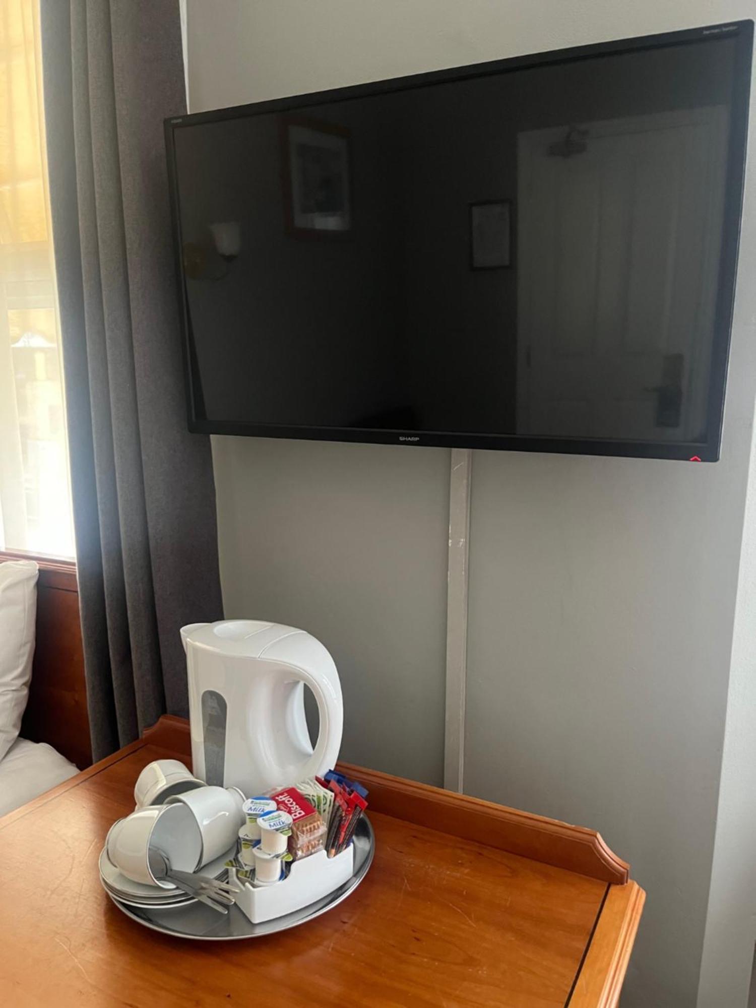 Camera Doppia con Letti Singoli