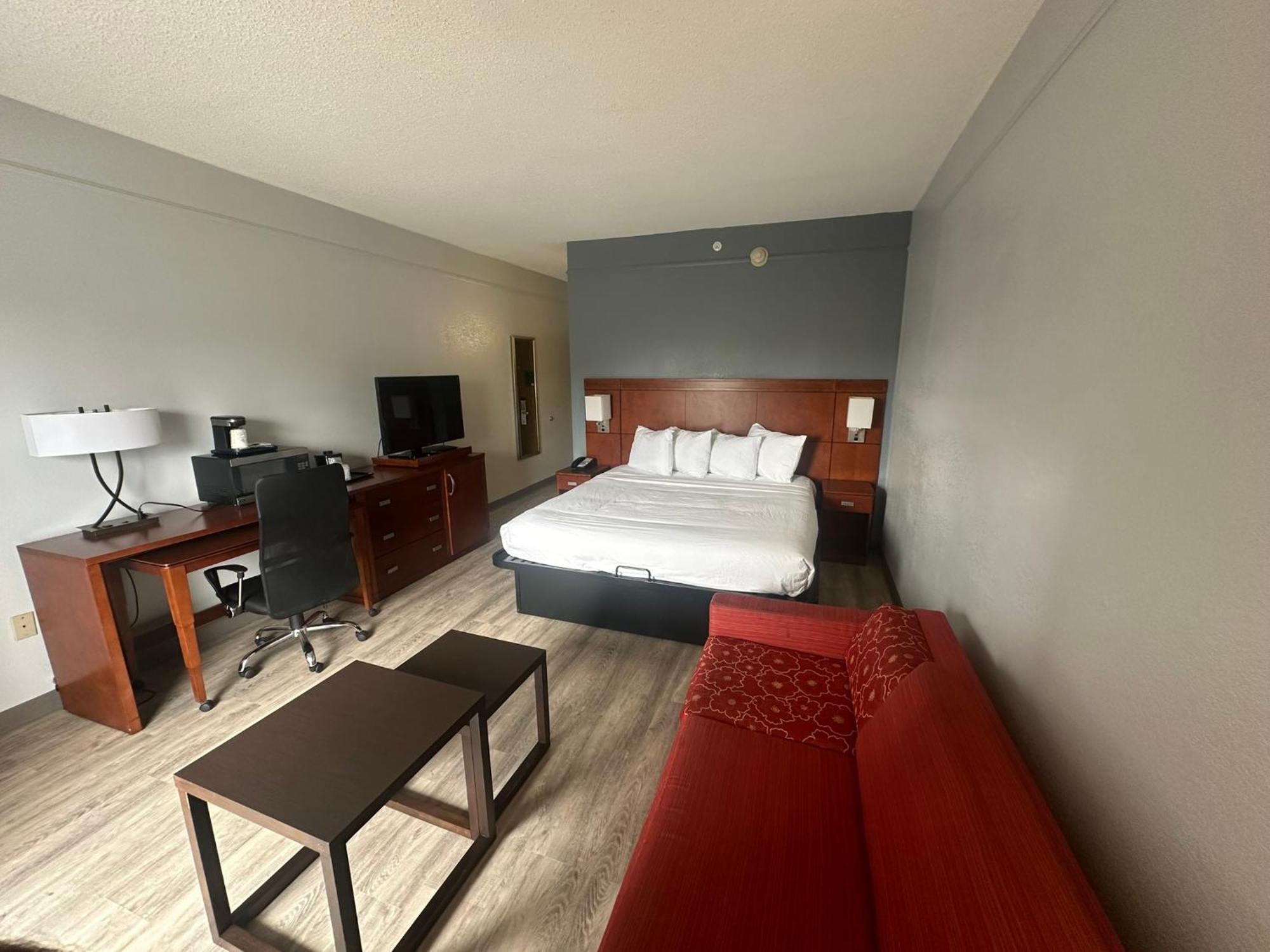 Chambre Lit King-Size Deluxe - Non-Fumeurs