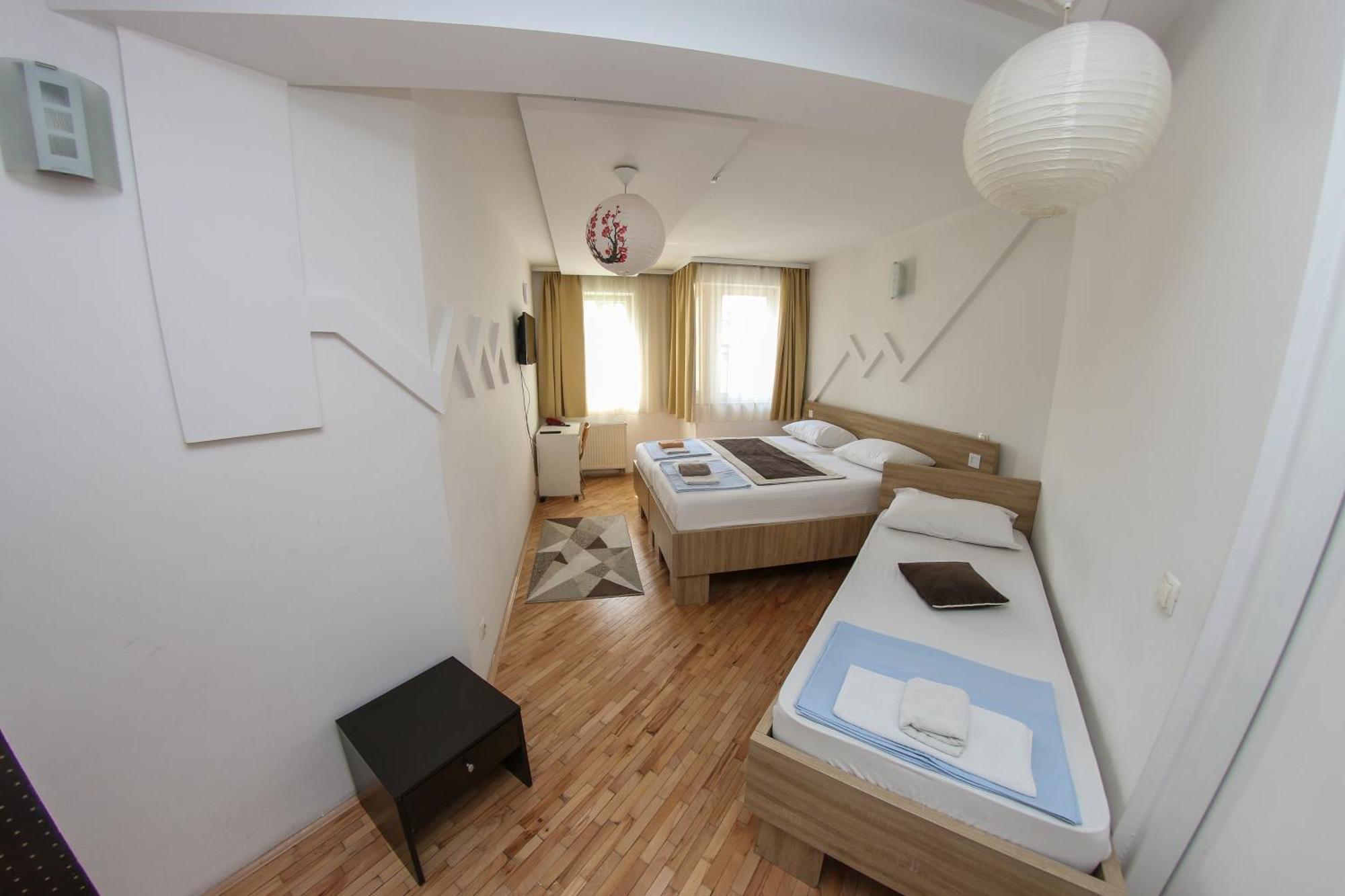 Dreibettzimmer
