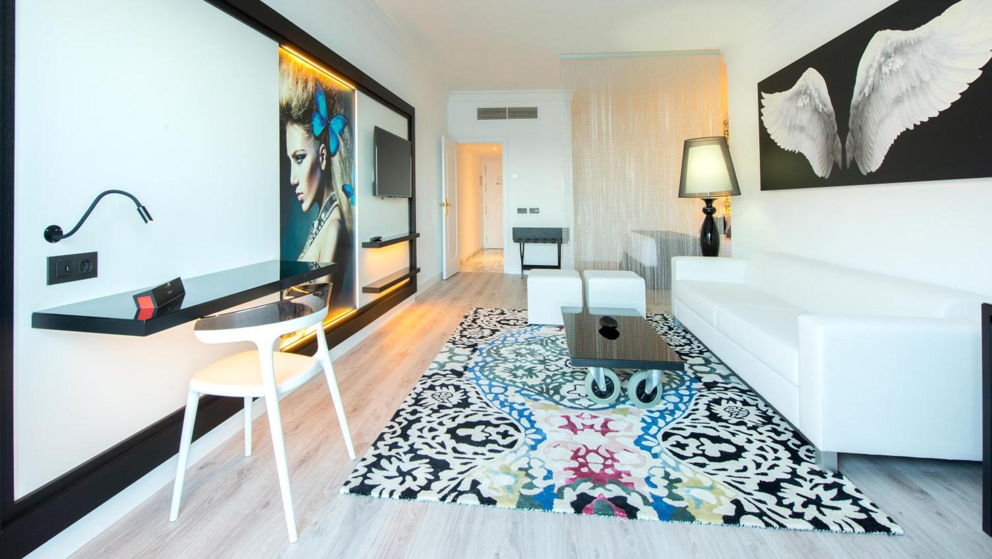 Suite Junior Deluxe con vistas al mar (1 adulto)