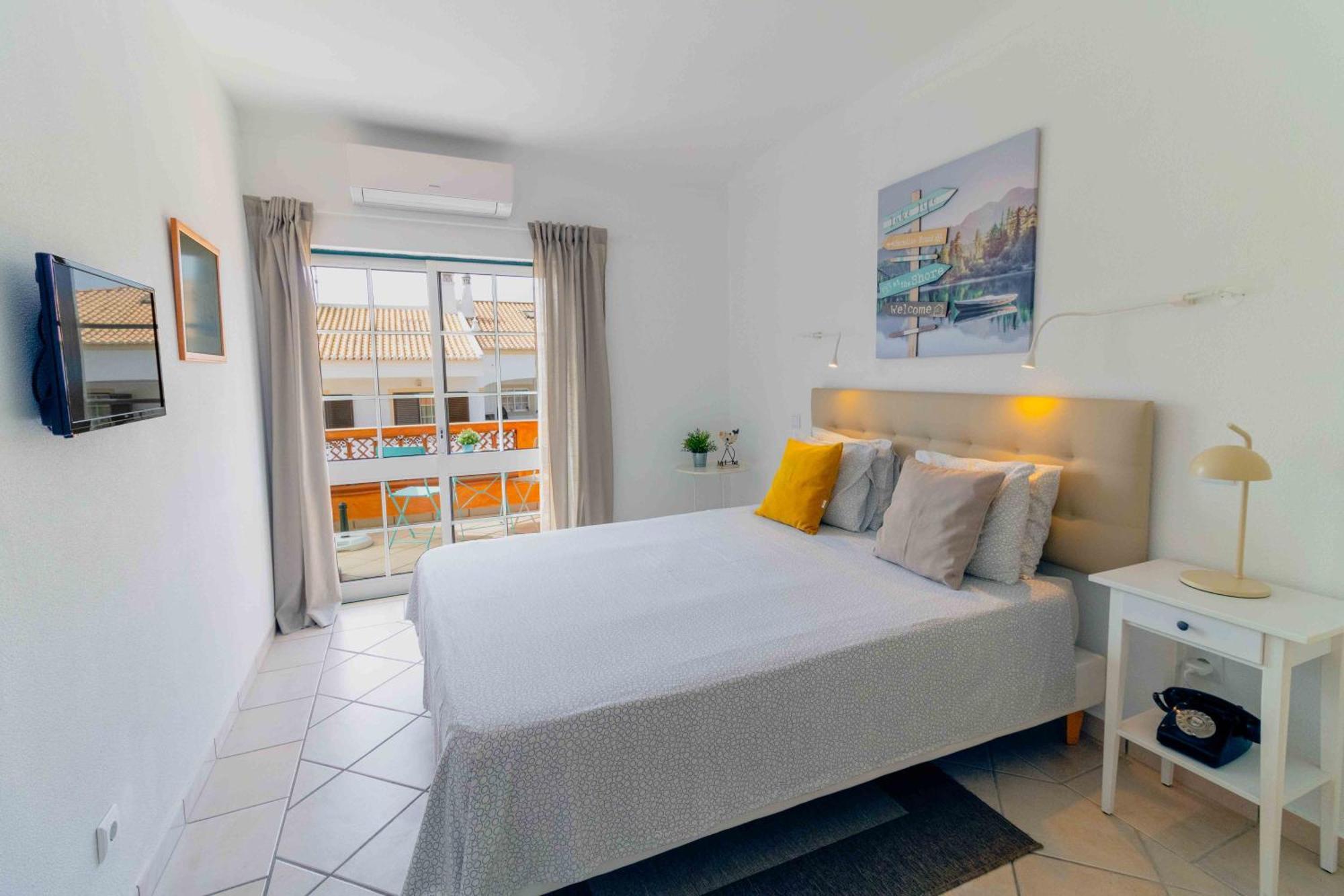 Doppelzimmer mit Poolblick