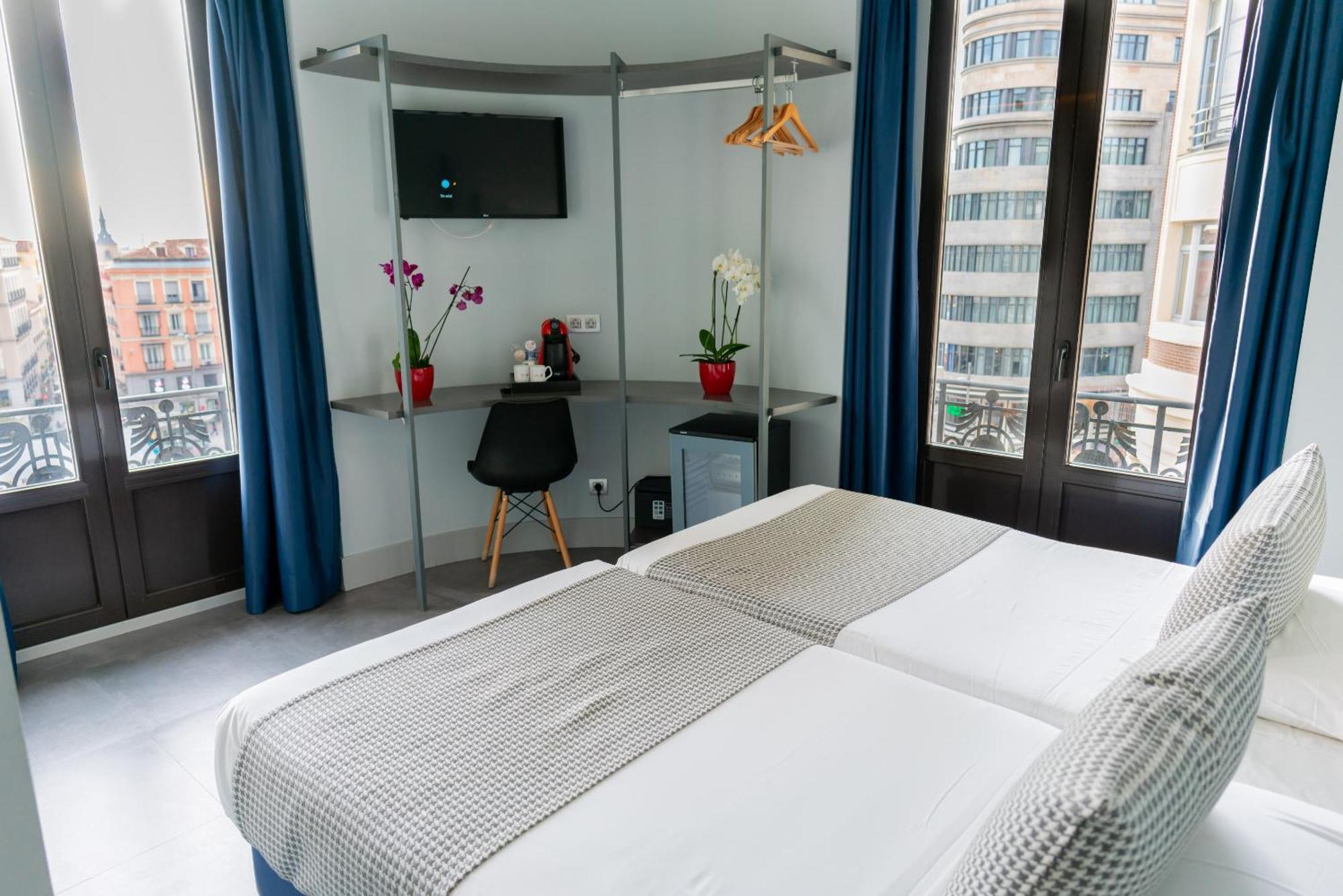 Zweibettzimmer mit eigenem Bad