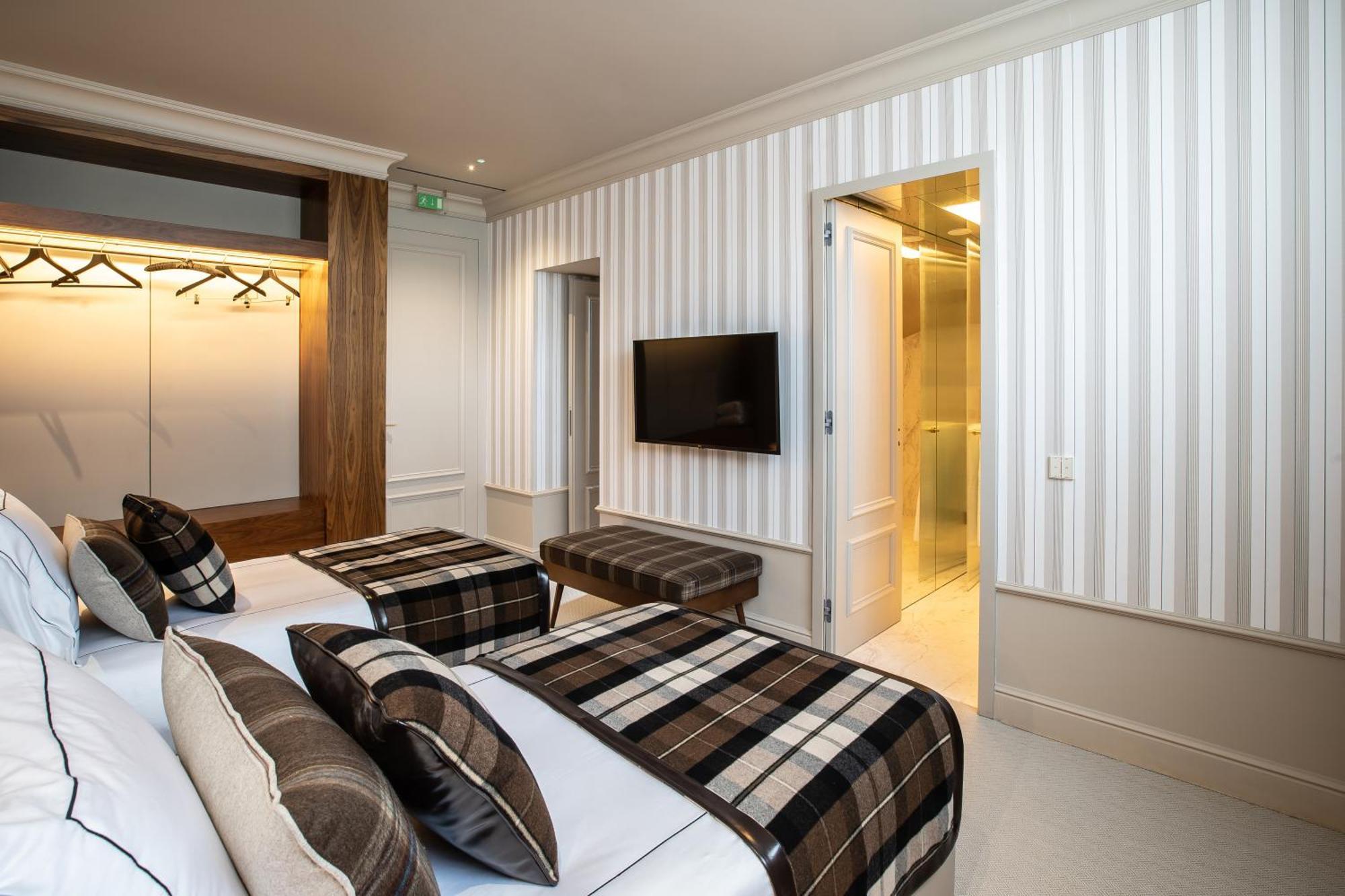 Kleine Tweepersoonskamer met 1 of 2 Bedden